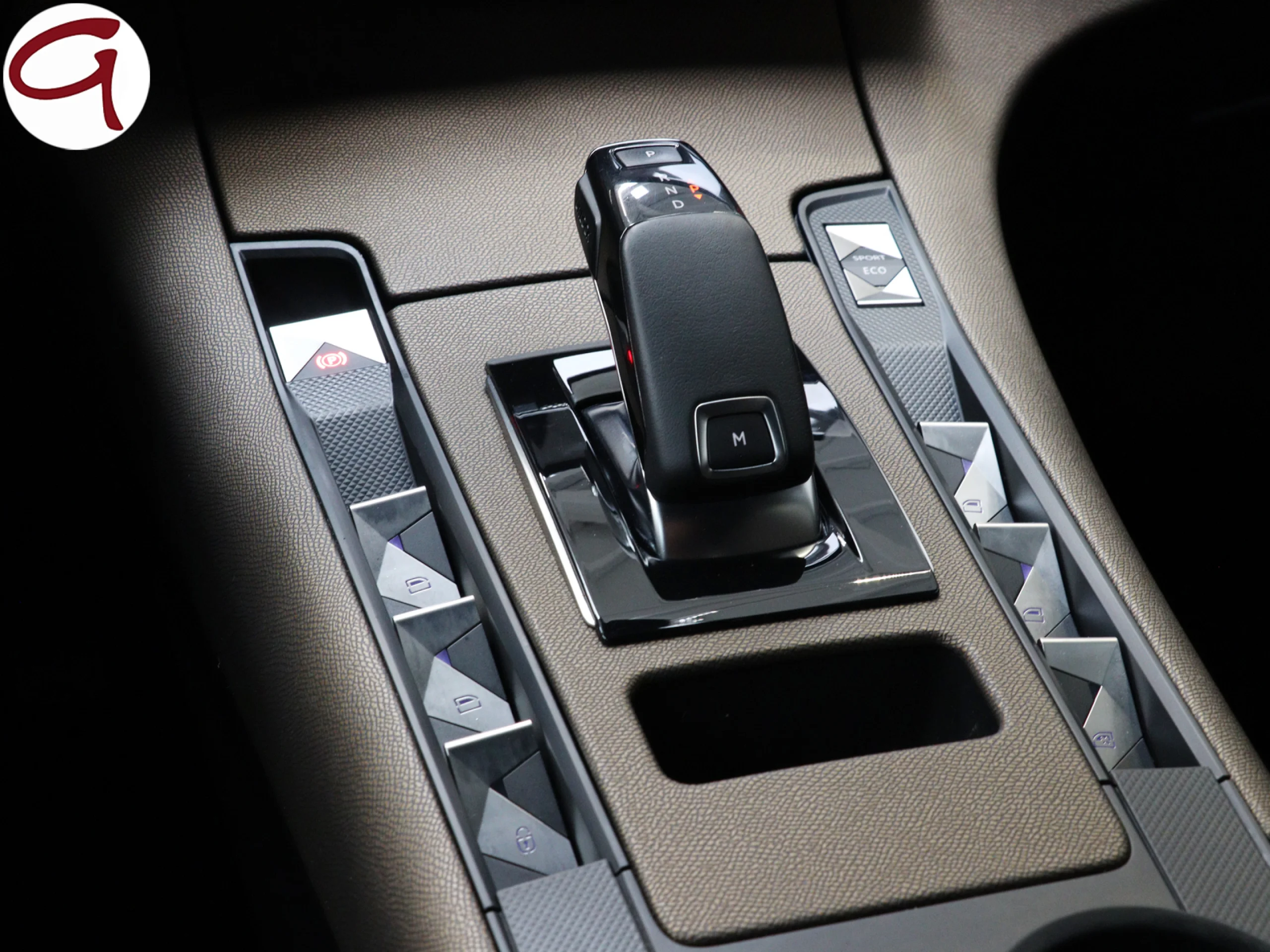 DS DS7 Crossback BlueHDi 130 Be Chic Auto 96 kW (130 CV) - Foto 20