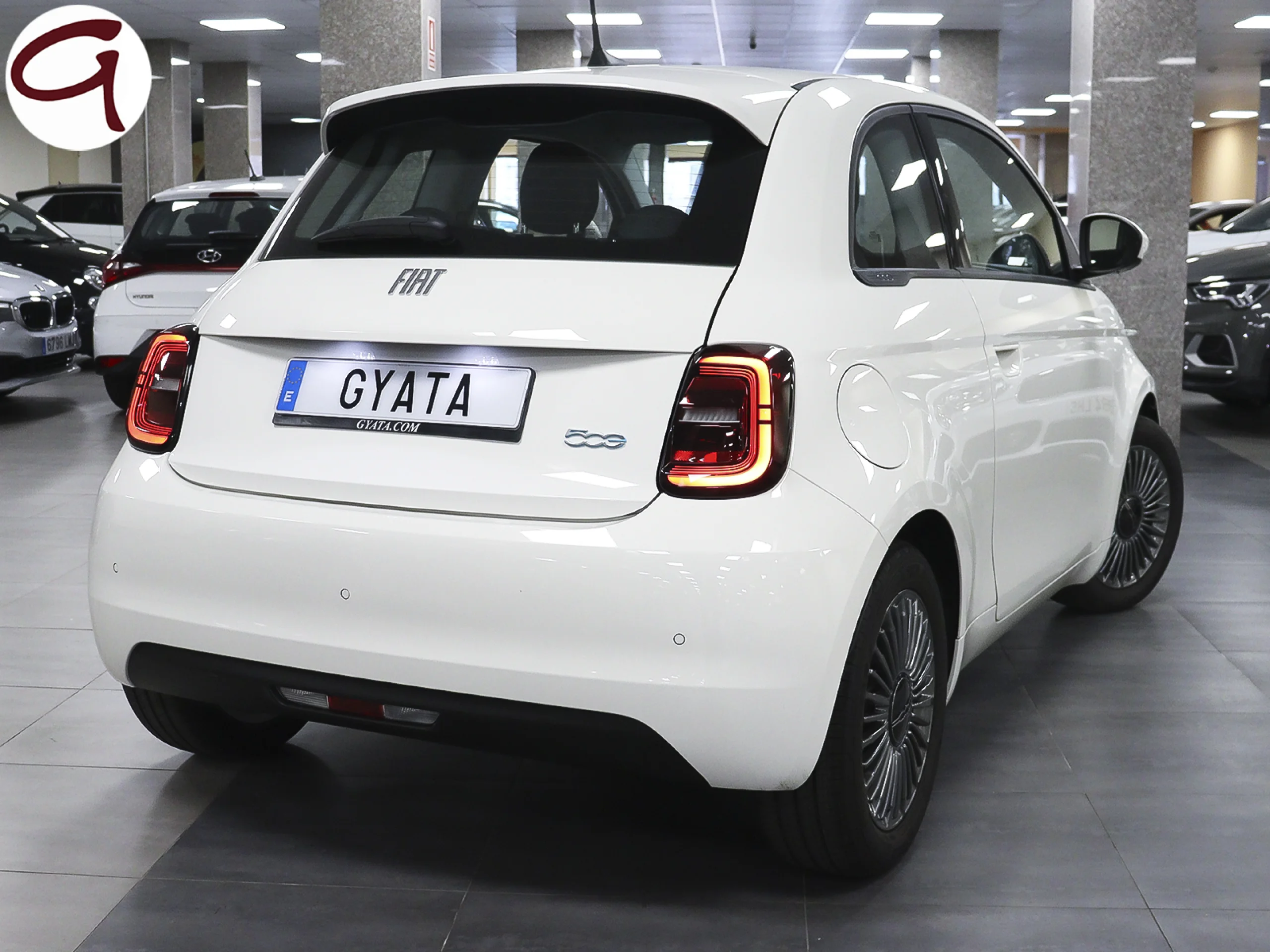 Fiat 500 Electrico Action Hb 185 km 70 kW (95 CV) - Foto 2