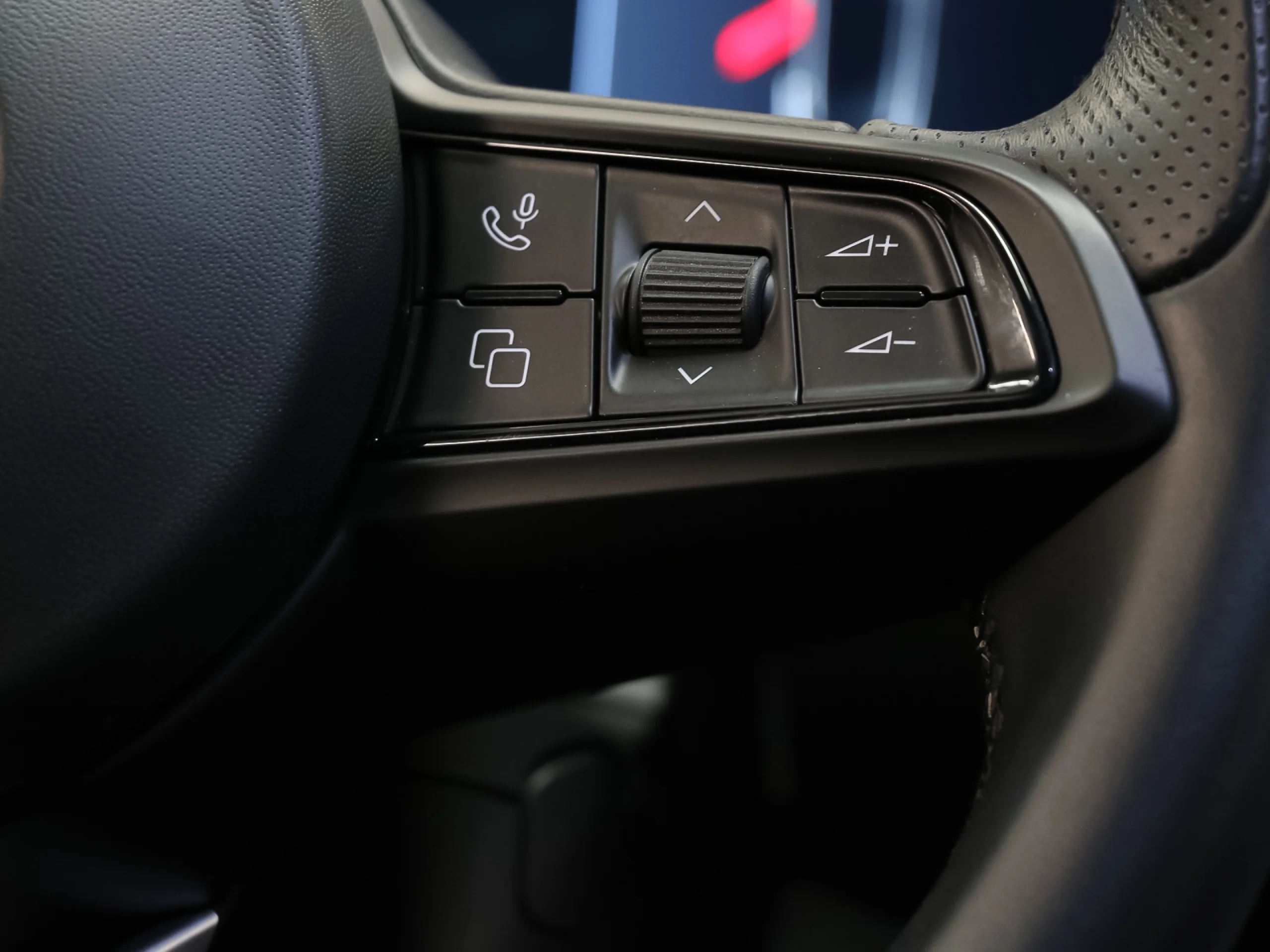 Alfa Romeo Tonale 1.5 MHEV Sprint FWD 96 kW (130 CV) - Foto 30