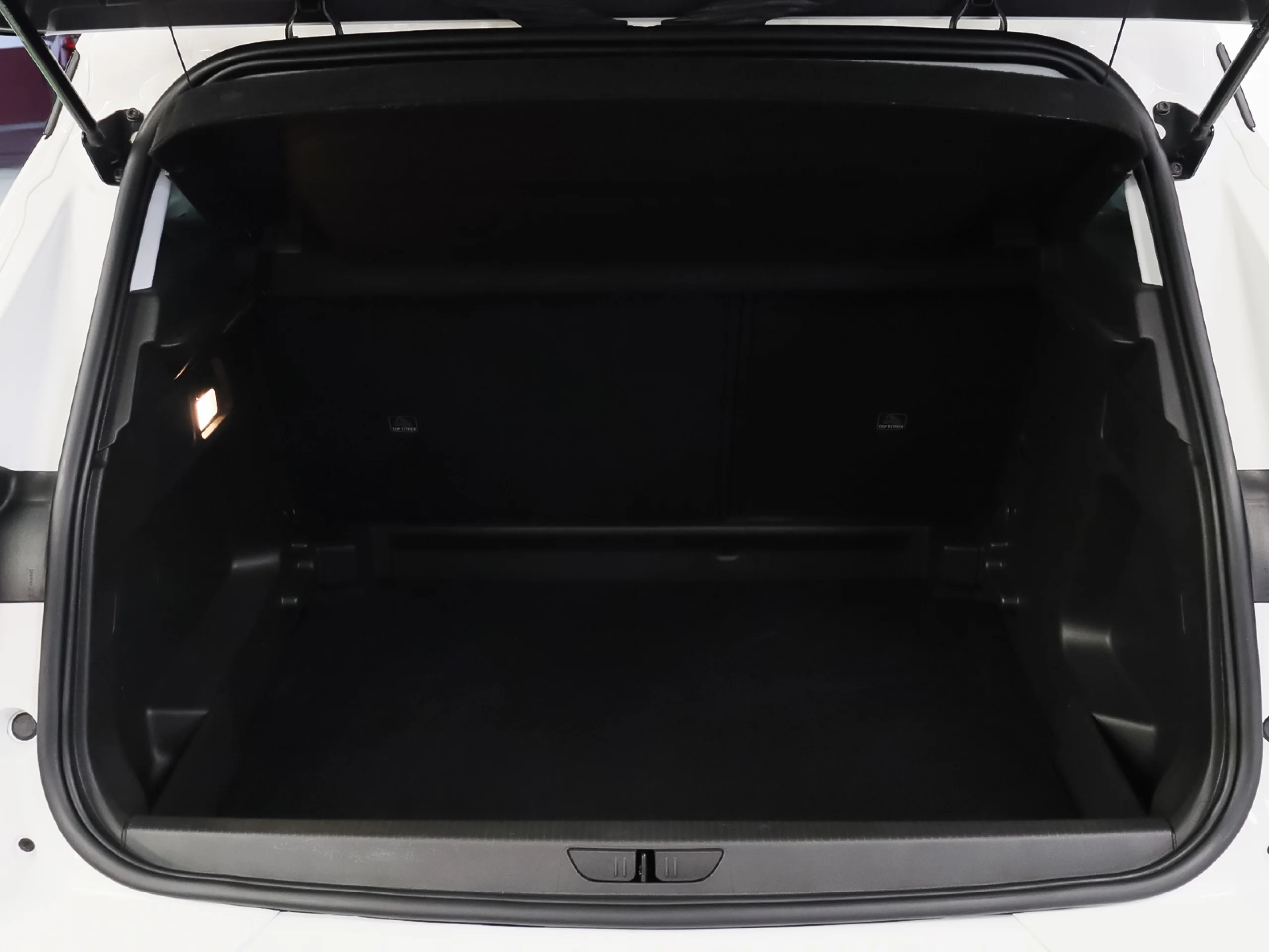 Opel Grandland 1.2 Turbo Design & Tech 96 kW (130 CV) - Foto 33
