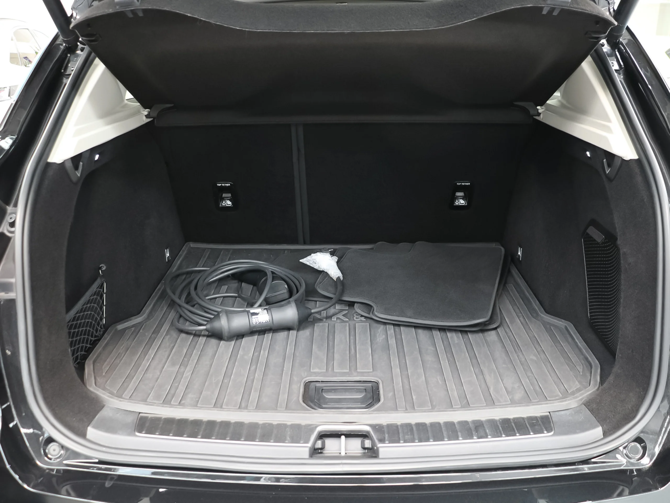 Lynk & Co 01 1.5 PHEV 192 kW (261 CV) - Foto 45