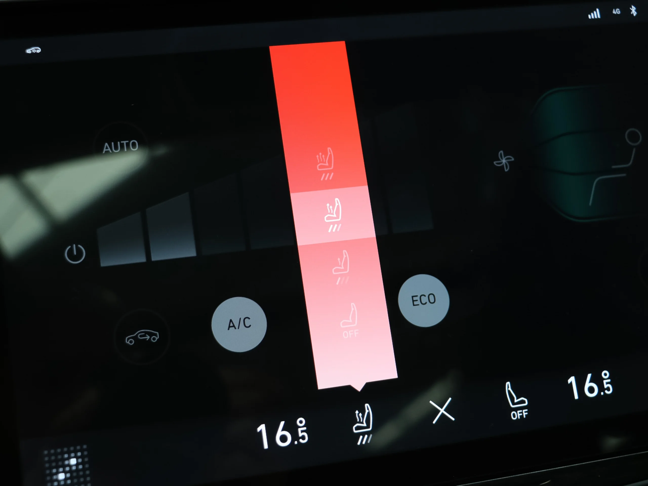 Lynk & Co 01 1.5 PHEV 192 kW (261 CV) - Foto 18