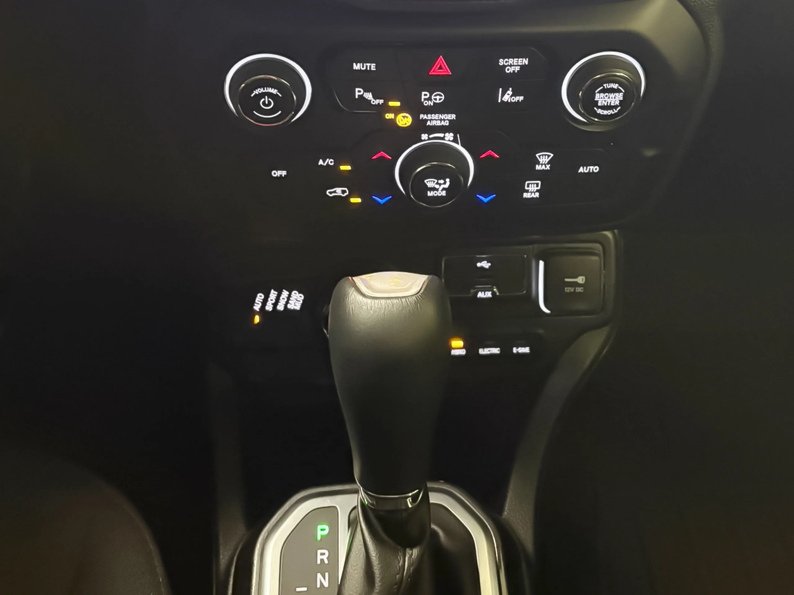 Jeep Renegade 1.3 PHEV Trailhawk AWD AT 177 kW (240 CV) - Foto 6