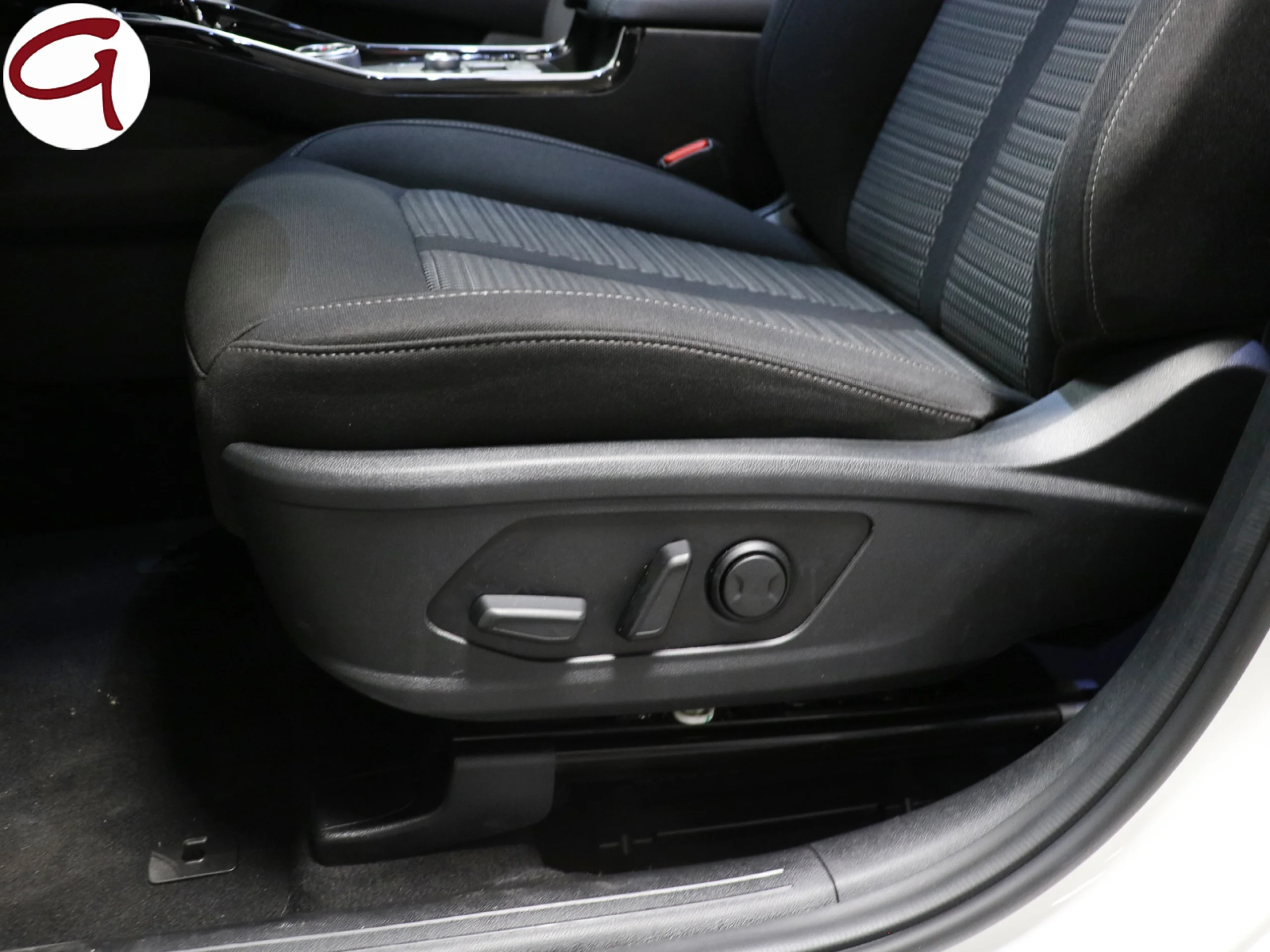 Kia Sorento 1.6 T-GDi HEV Emotion 4x2 169 kW (230 CV) - Foto 8