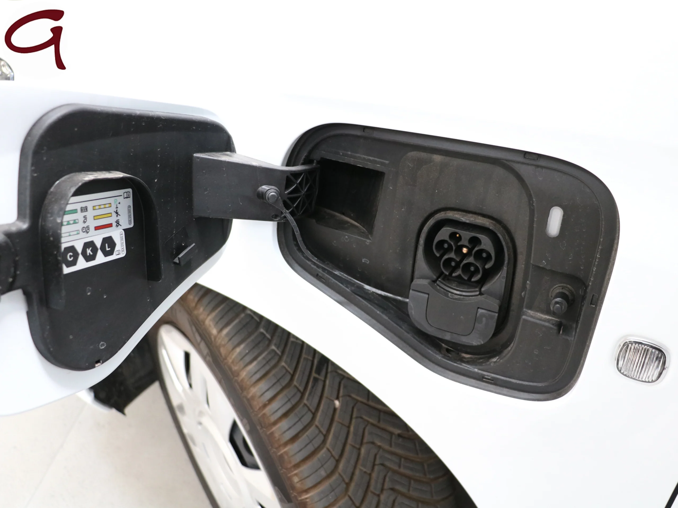 Ford Transit Connect Furgon 1.5 EcoBoost PHEV Trend L2 AT 110 kW (150 CV) - Foto 42