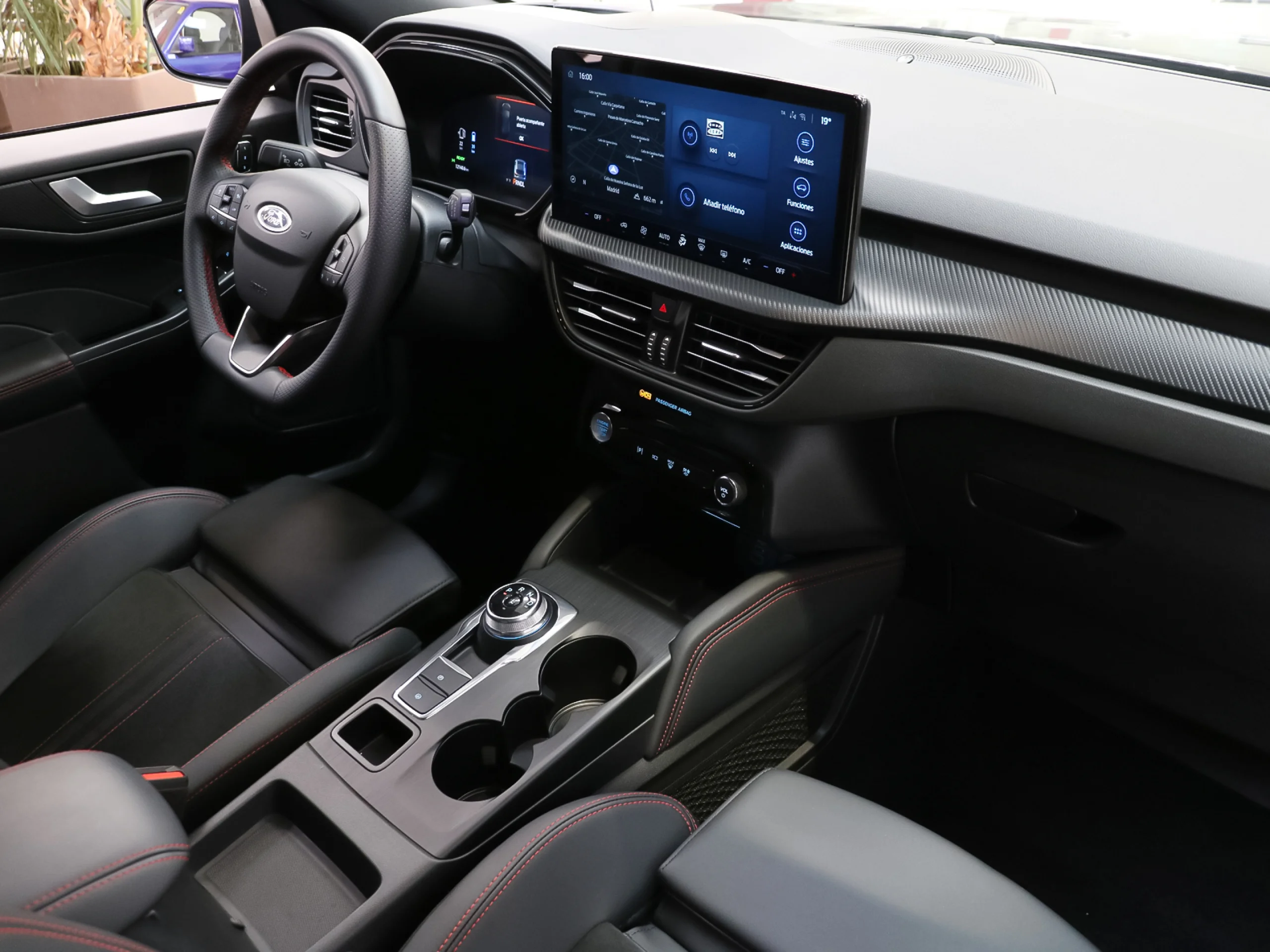 Ford Kuga 2.5 Duratec PHEV ST-Line X Auto 178 kW (243 CV) - Foto 5
