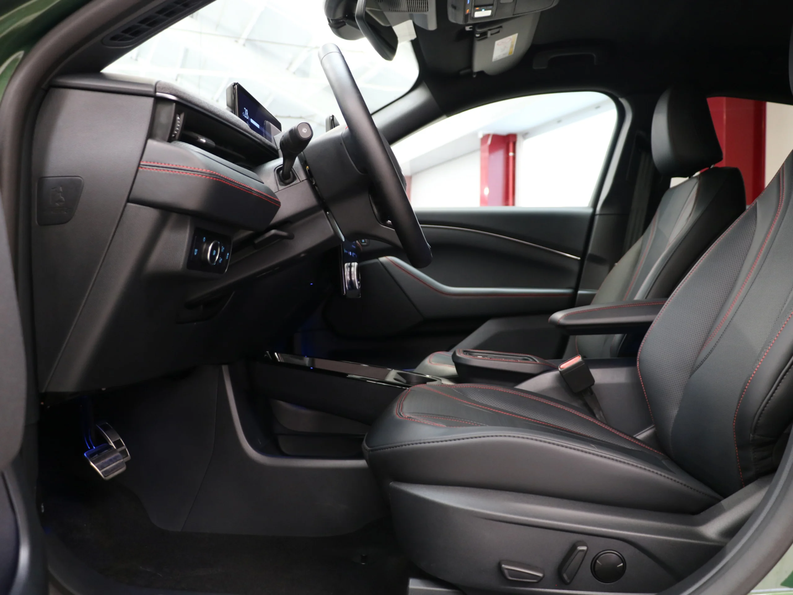 Ford Mustang Mach-E Premium Rango Extendido RWD 216 kW (294 CV) - Foto 9