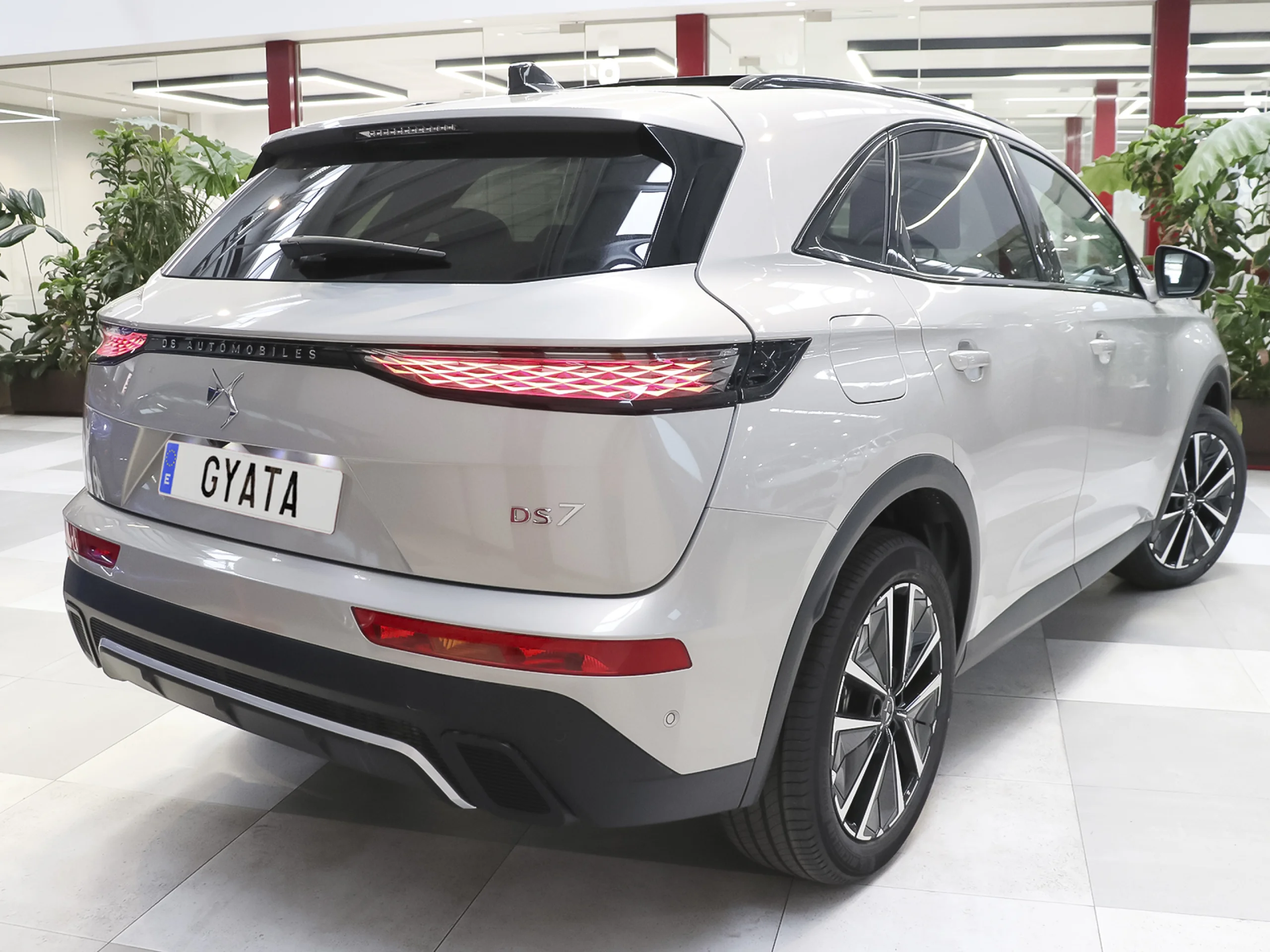DS DS7 BlueHDi 130 Etoile AT 96 kW (130 CV) - Foto 3