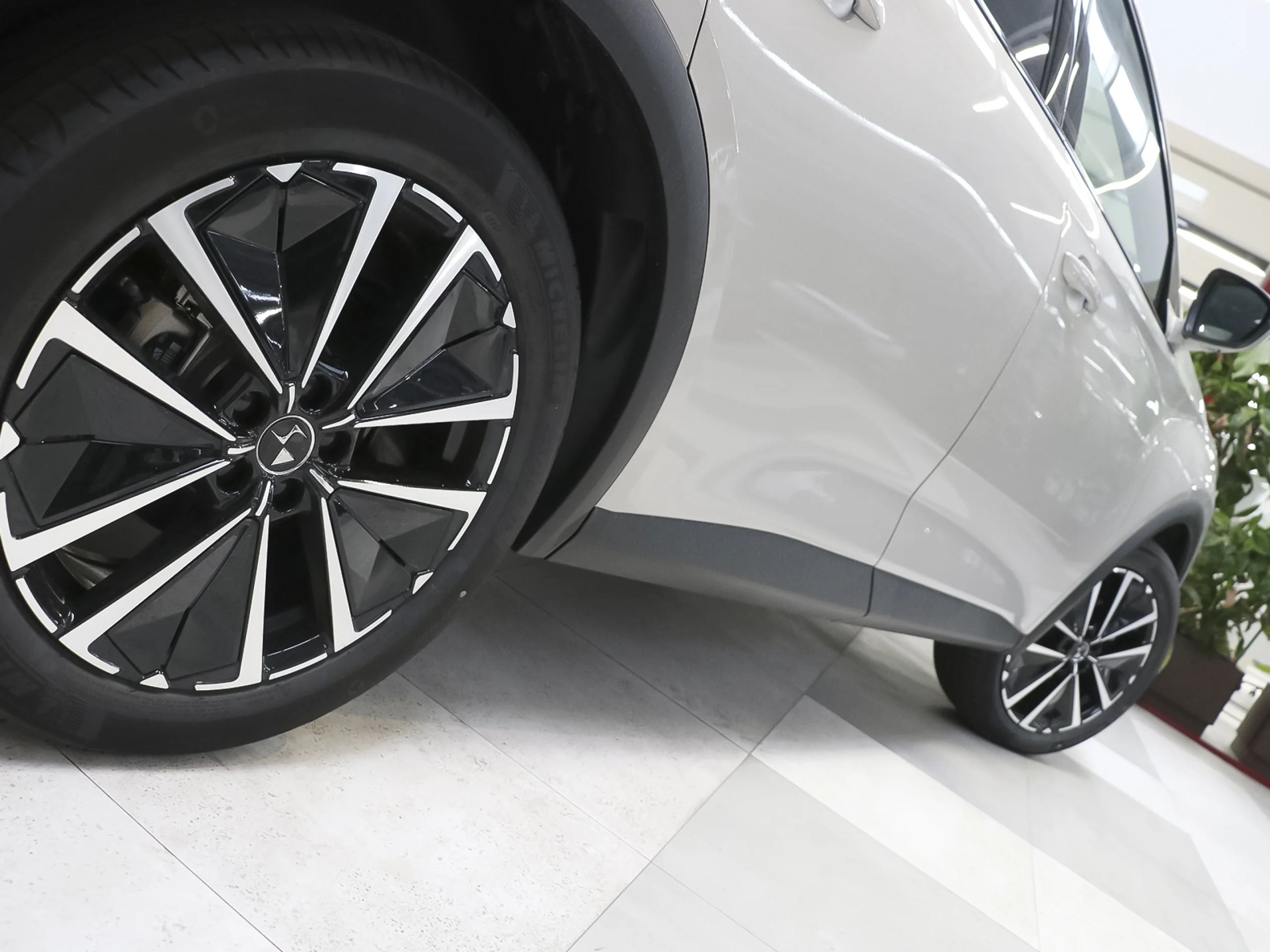 DS DS7 BlueHDi 130 Etoile AT 96 kW (130 CV) - Foto 41