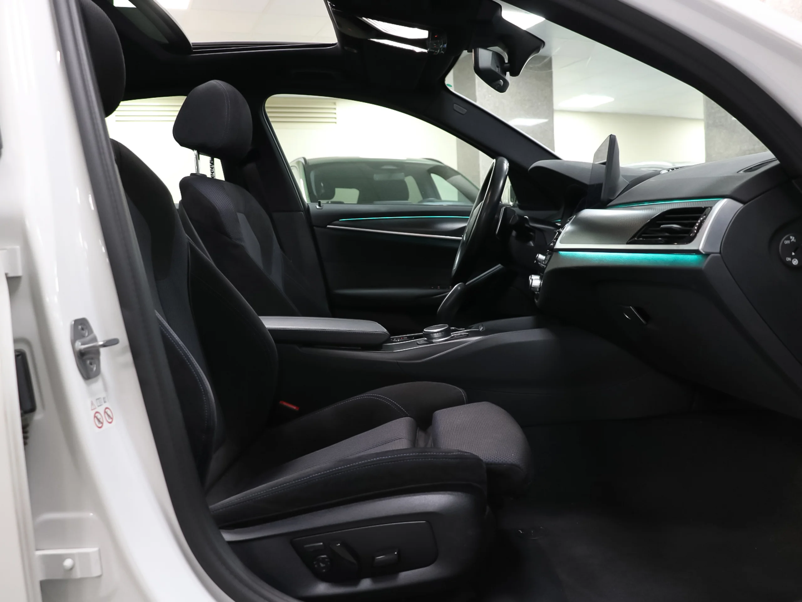 BMW Serie 5 520d 140 kW (190 CV) - Foto 4