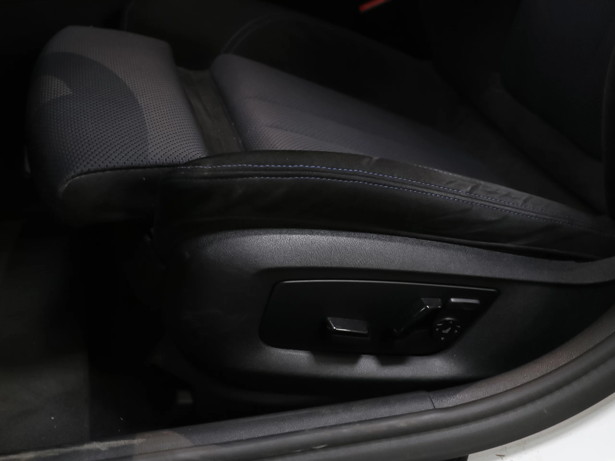 BMW Serie 5 520d 140 kW (190 CV) - Foto 6