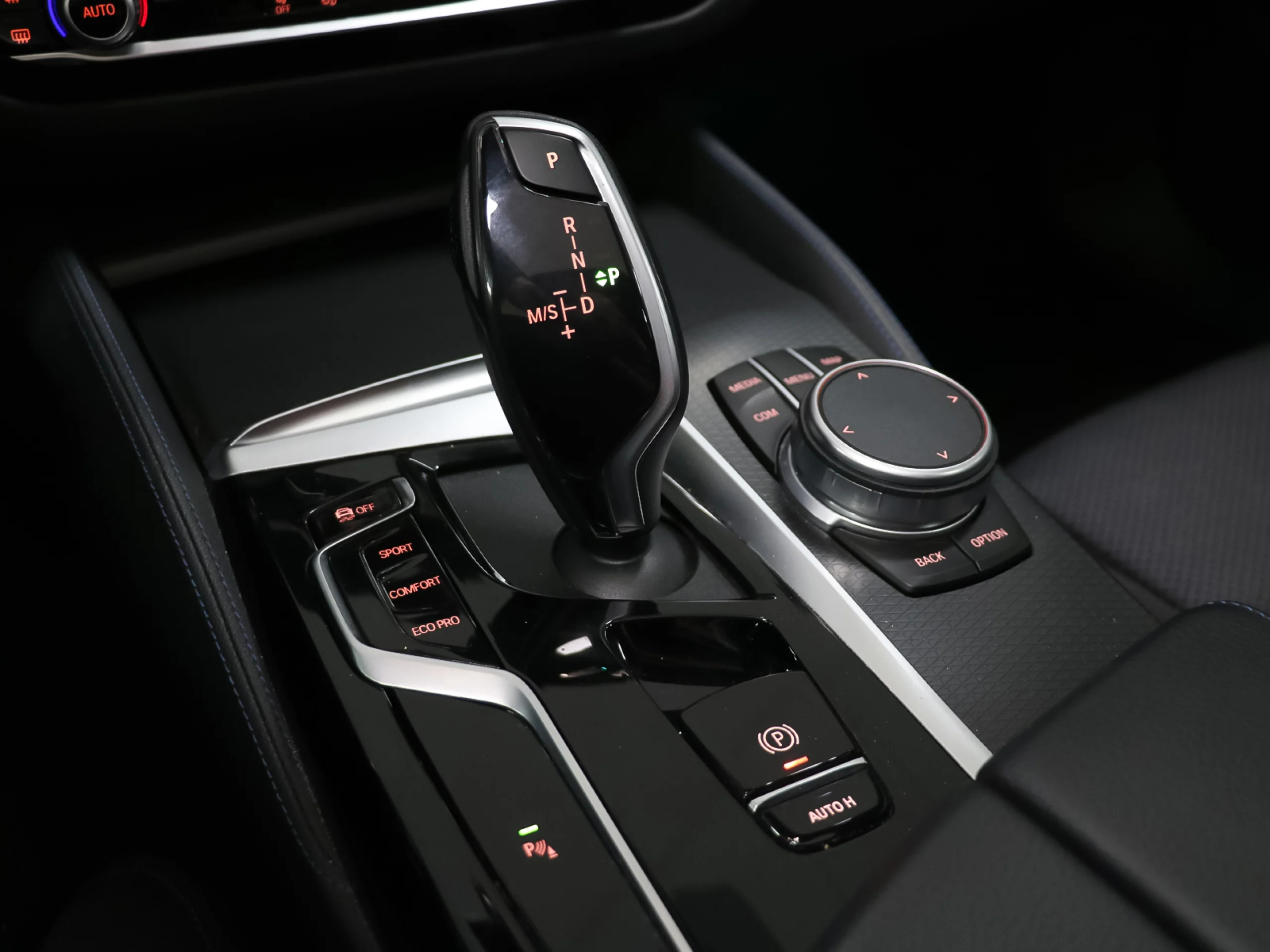 BMW Serie 5 520d 140 kW (190 CV) - Foto 24