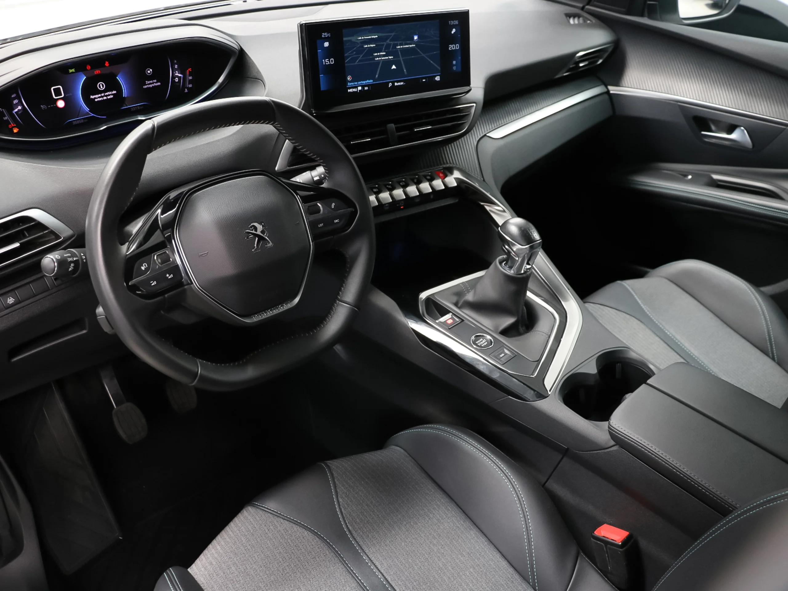 Peugeot 3008 PureTech 130 S&S Allure Pack 96 kW (130 CV) - Foto 3