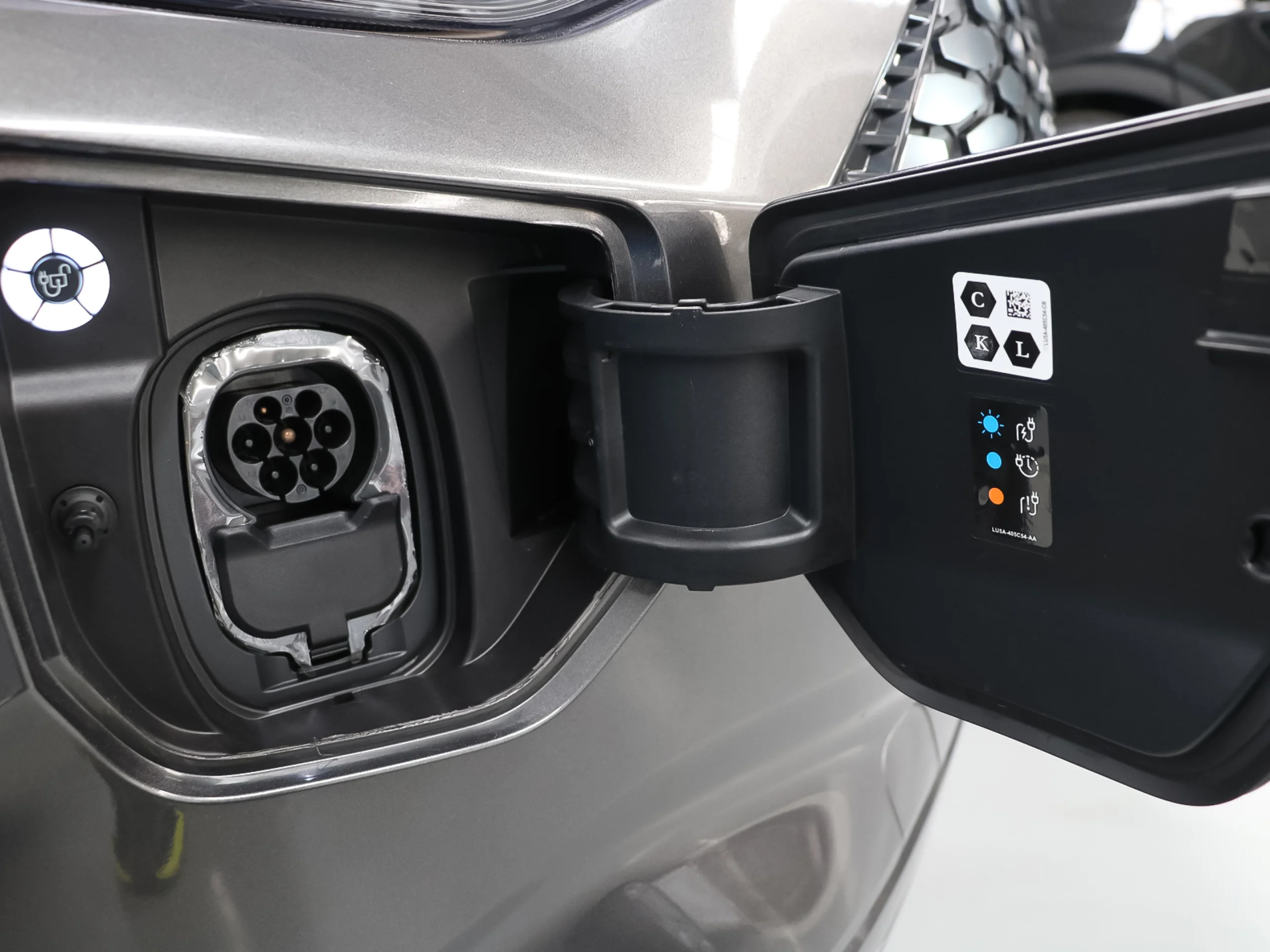 Ford Grand Tourneo Custom BEV 64kWh L2 Titanium X 160 kW (218 CV) - Foto 57