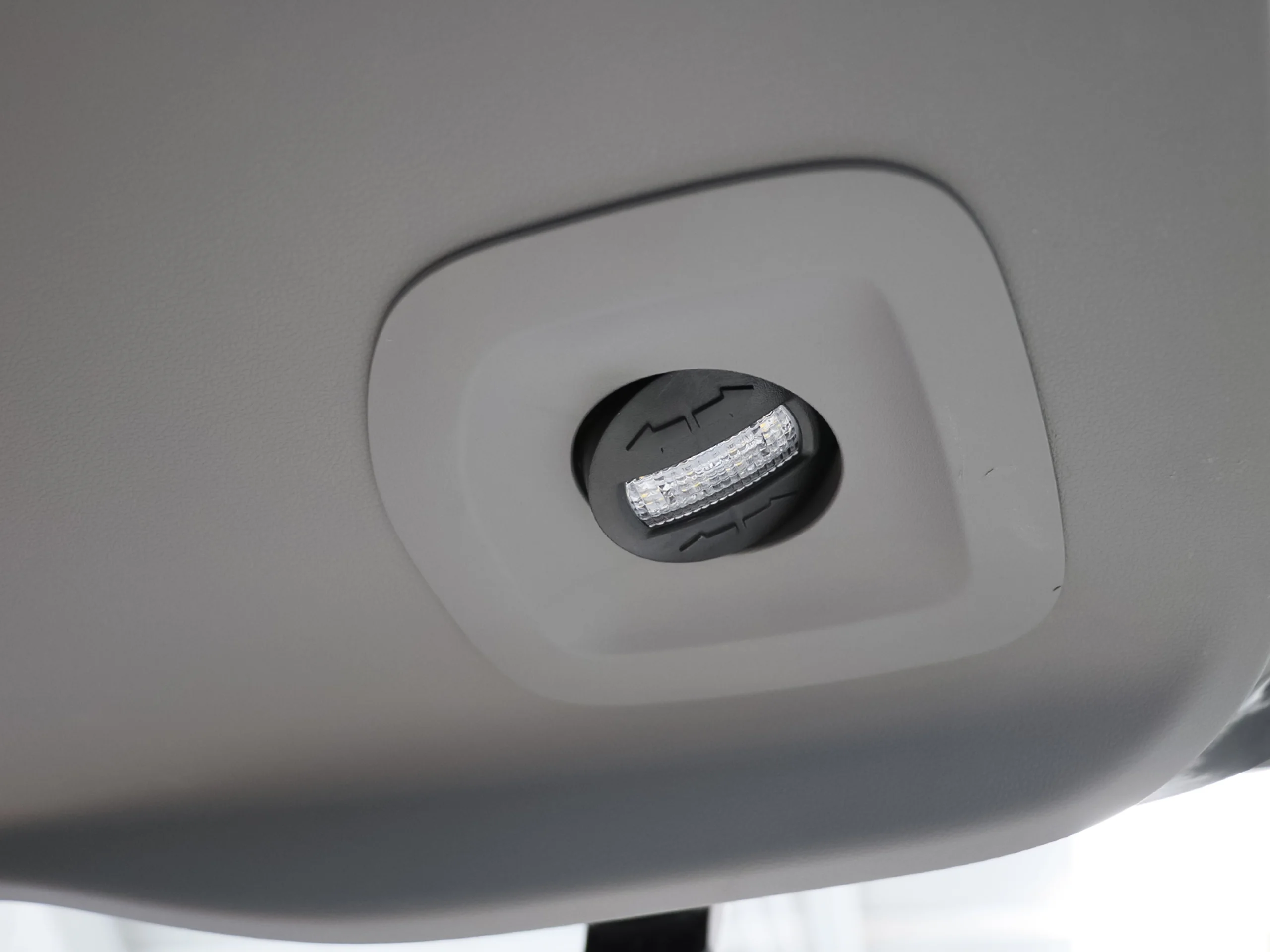Ford Grand Tourneo Custom BEV 64kWh L2 Titanium X 160 kW (218 CV) - Foto 60