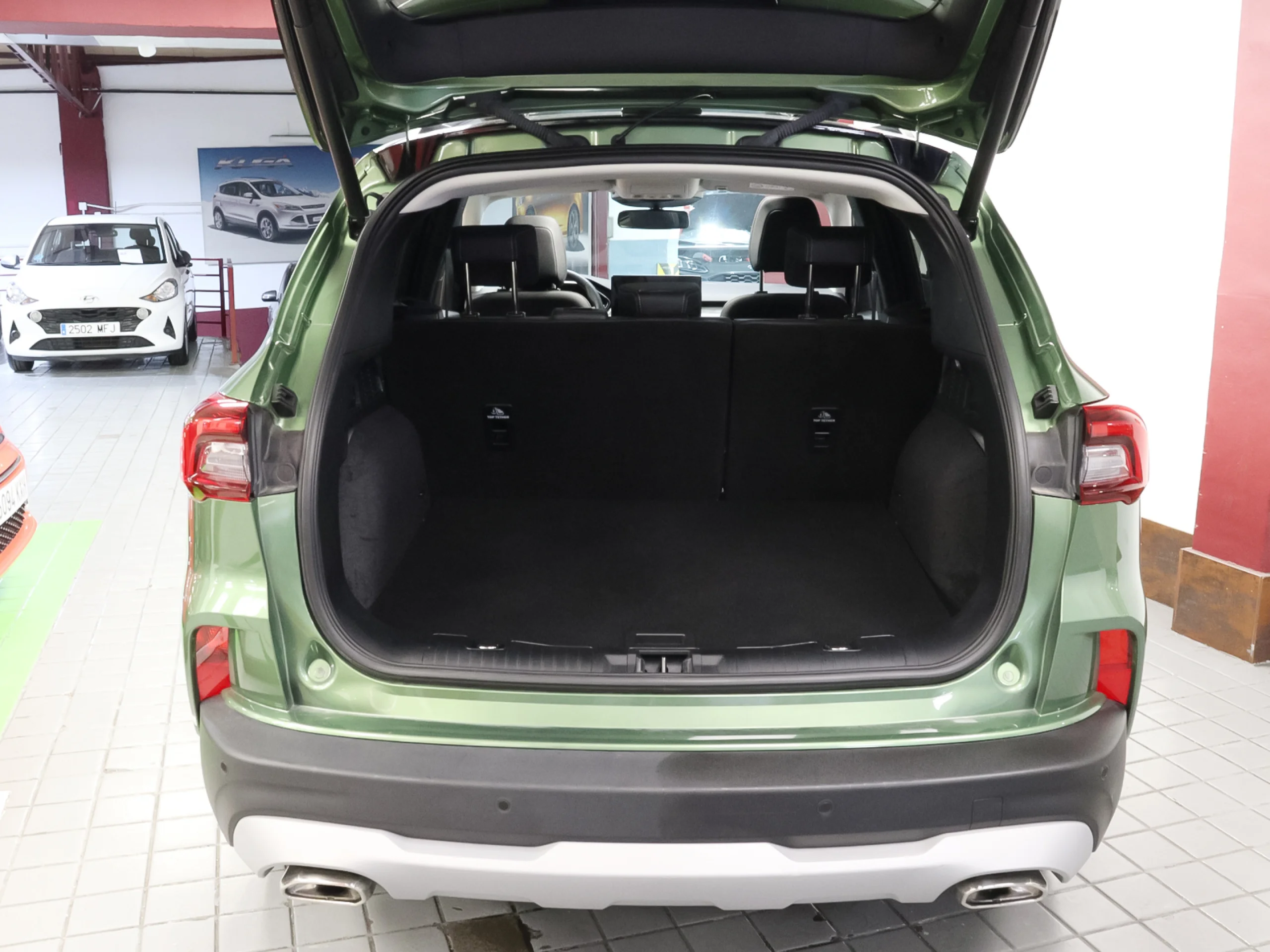Ford Kuga 2.5 Duratec PHEV Active X 178 kW (243 CV) - Foto 12