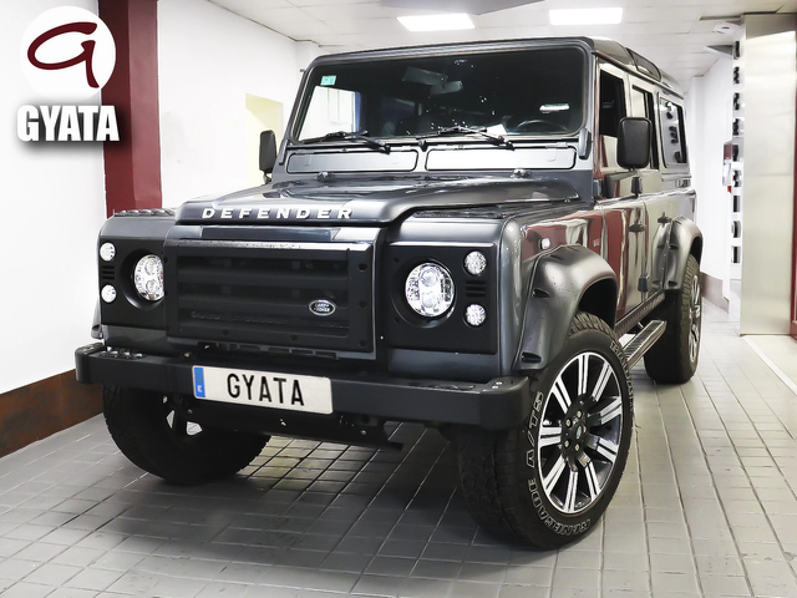Land Rover Defender 110 2.5 TD5 SW SE 132 kW (180 CV) - Foto 1