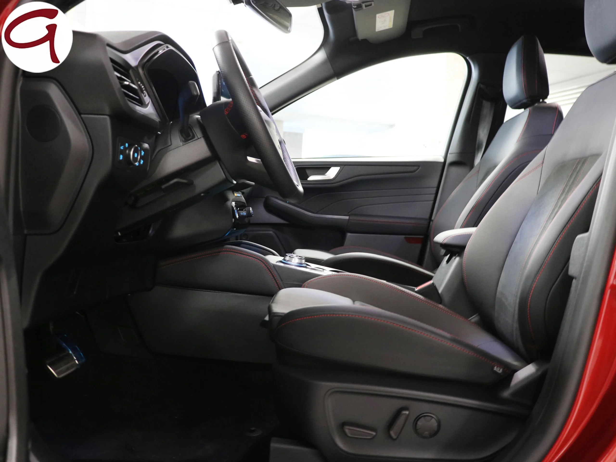 Ford Kuga 2.5 Duratec FHEV ST-Line X 4x2 Auto 132 kW (180 CV) - Foto 23