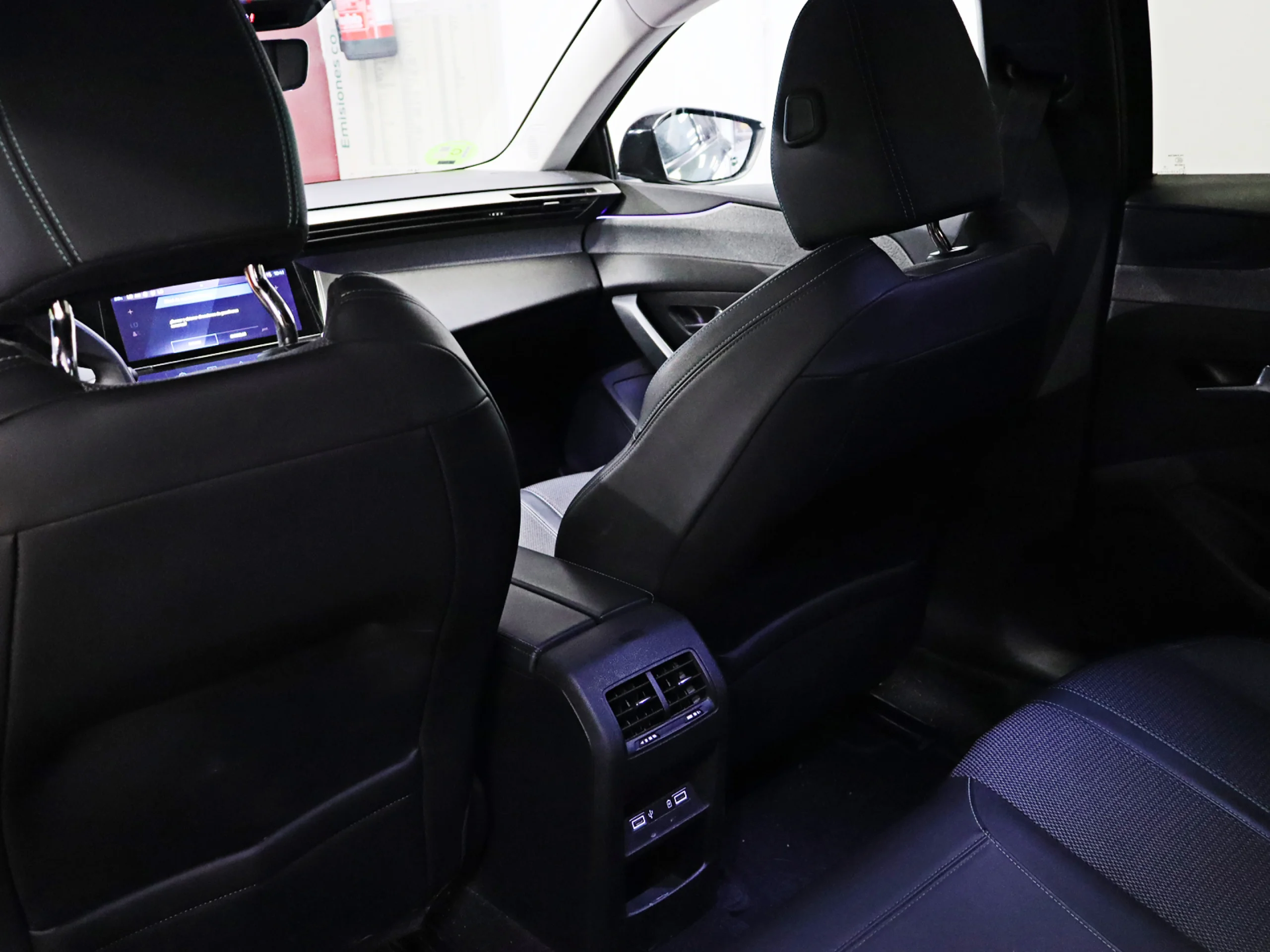 Peugeot 308 BlueHDi 130 S&S Allure EAT8 96 kW (130 CV) - Foto 7