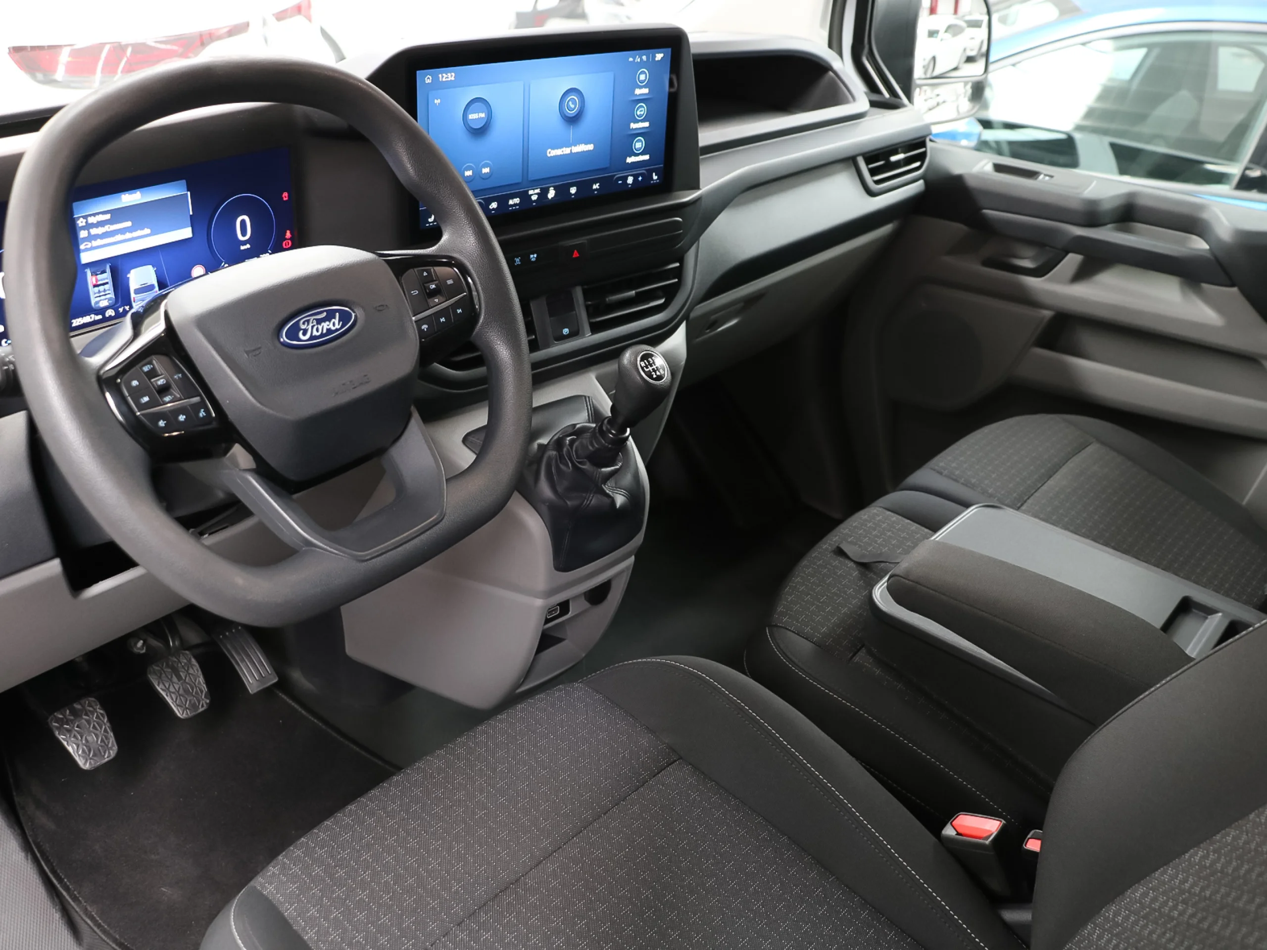 Ford Transit Custom Kombi 2.0 EcoBlue 320 L1 Trend 100 kW (136 CV) - Foto 3