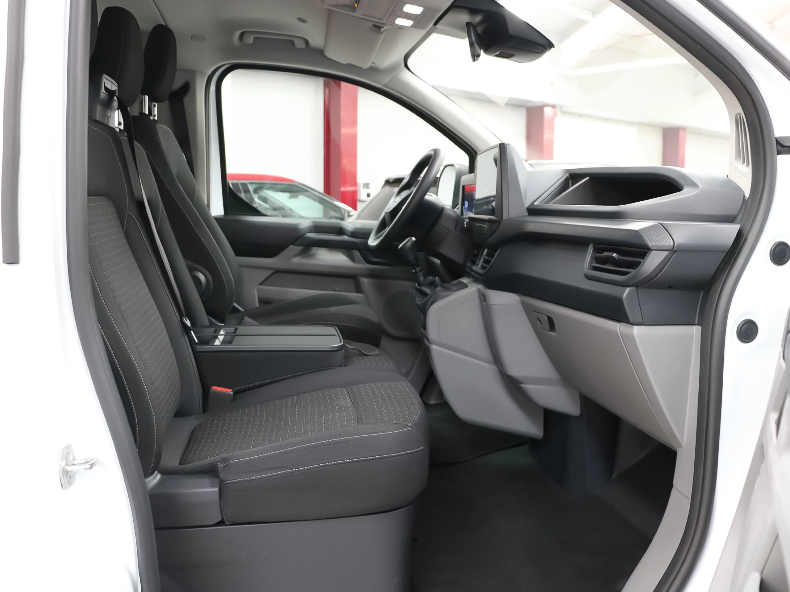Ford Transit Custom Kombi 2.0 EcoBlue 320 L1 Trend 100 kW (136 CV) - Foto 6
