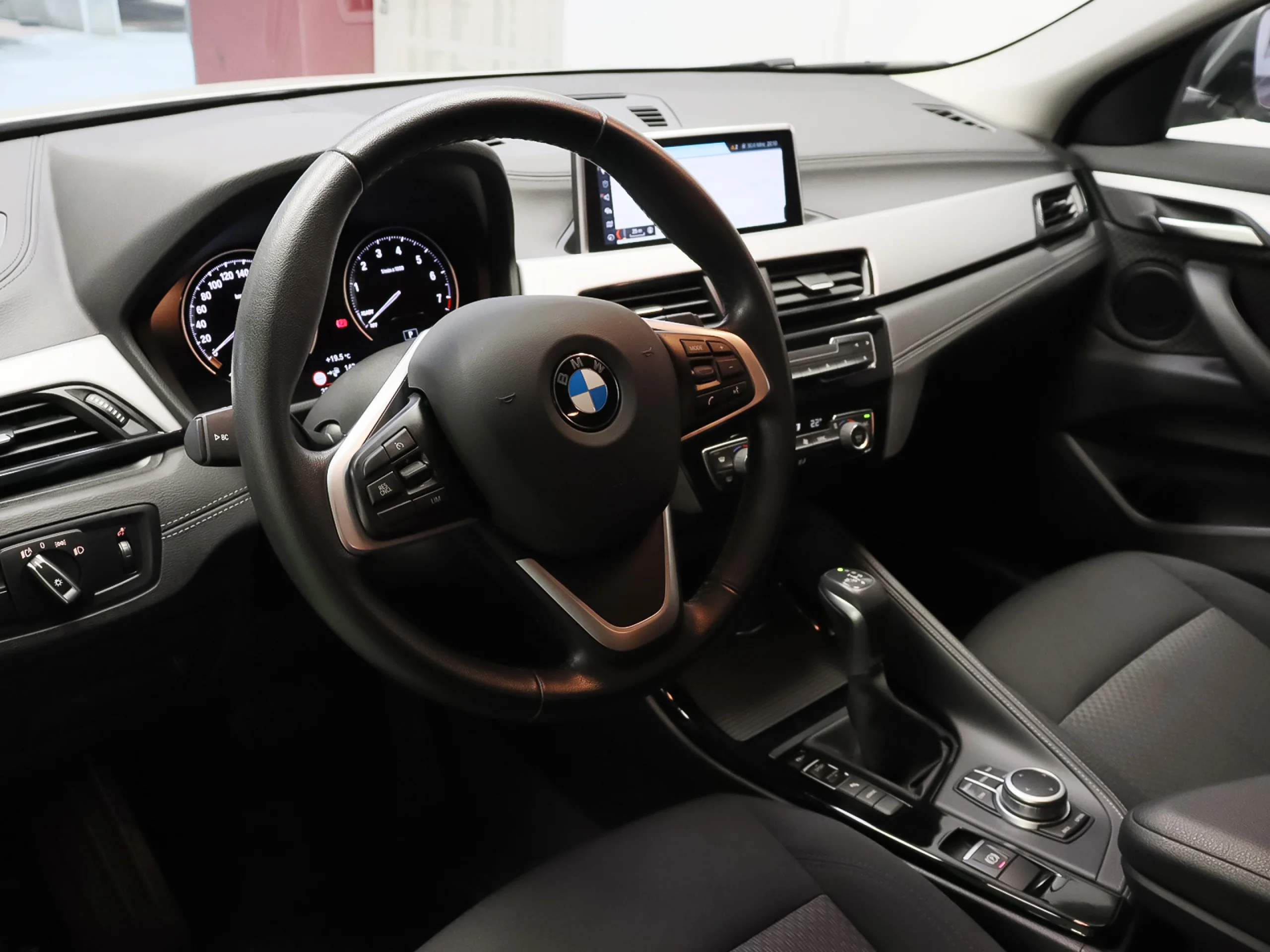 BMW X2 xDrive25e 162 kW (220 CV) - Foto 3
