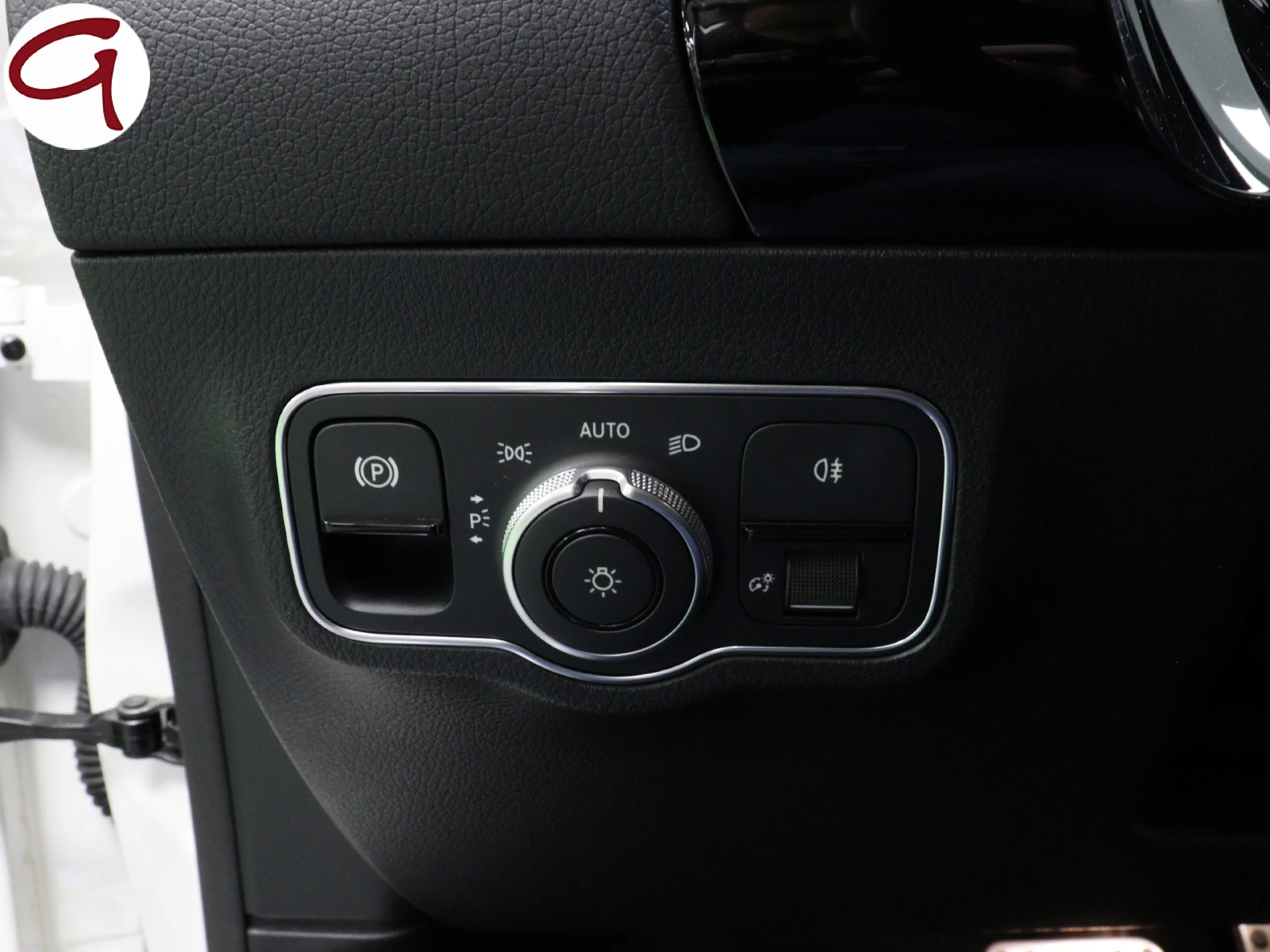 Mercedes-Benz GLA 200 D 110 kW (150 CV) - Foto 10