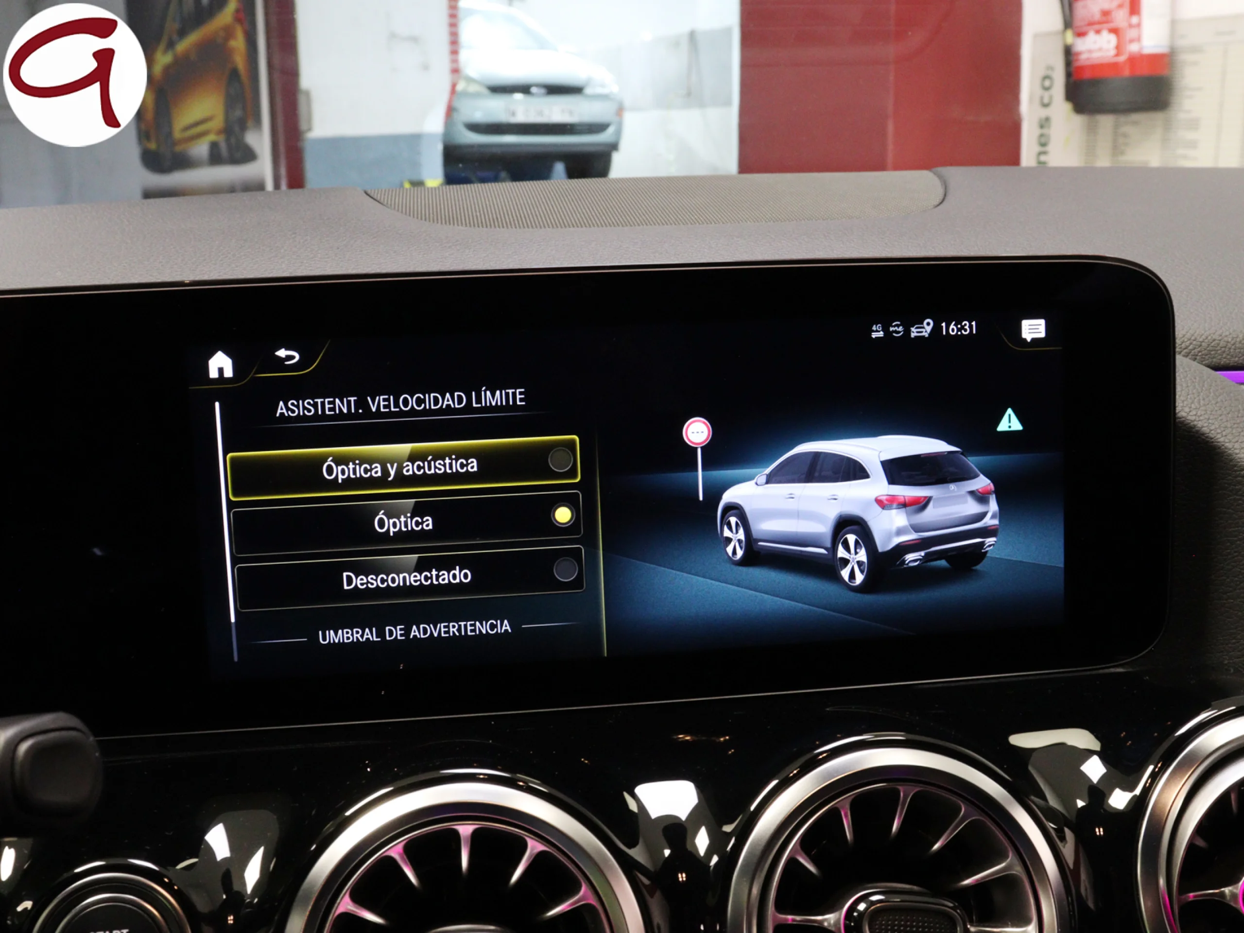 Mercedes-Benz GLA 200 D 110 kW (150 CV) - Foto 28