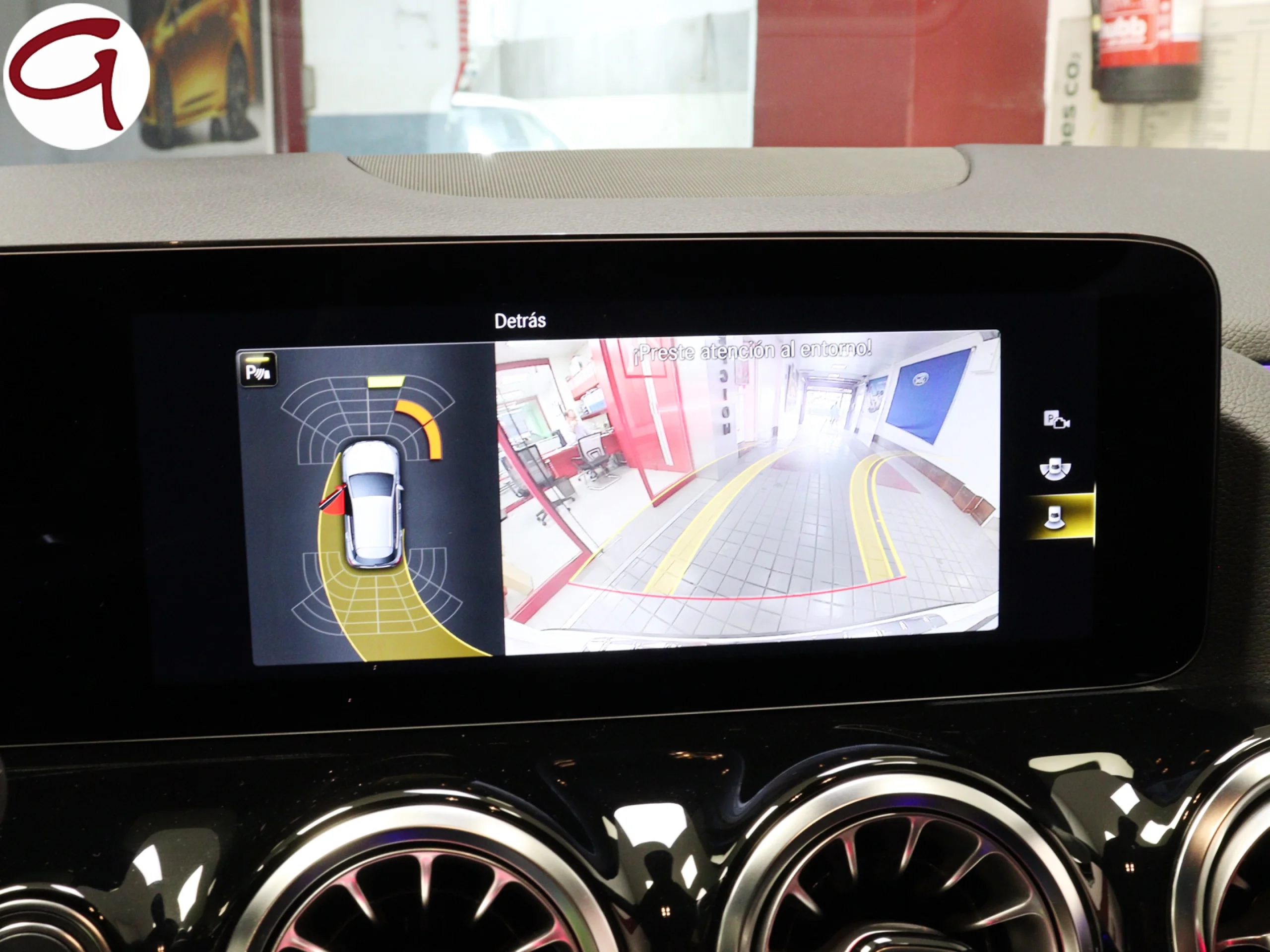 Mercedes-Benz GLA 200 D 110 kW (150 CV) - Foto 14