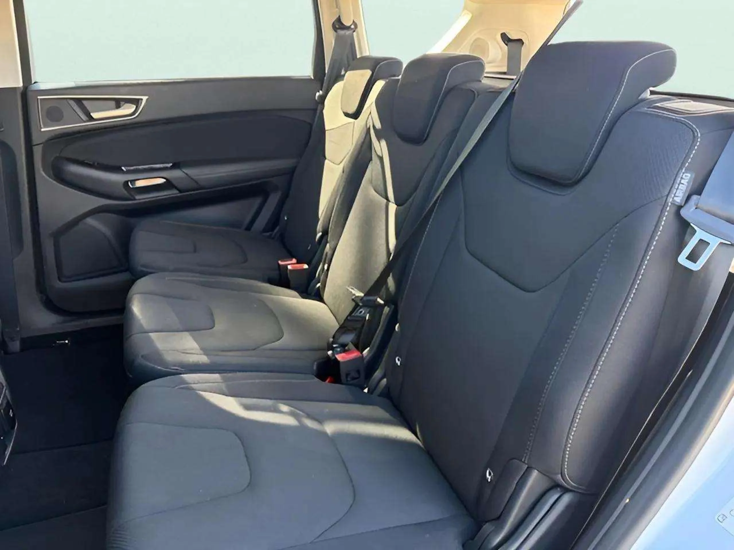 Ford S-Max 2.5 Duratec FHEV Titanium 140 kW (190 CV) - Foto 7
