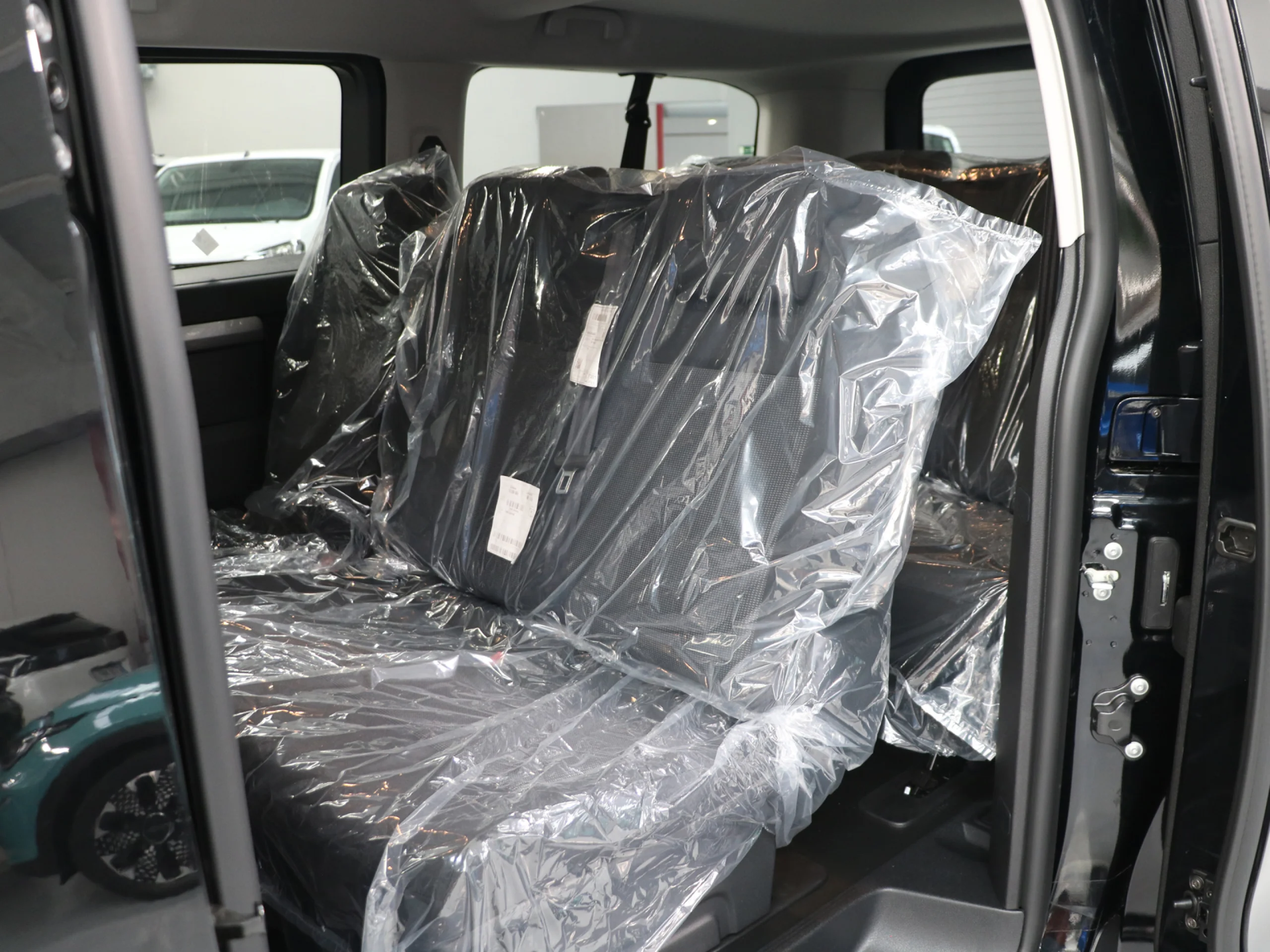 Fiat Scudo Combi 2.2 BlueHDi XL AT8 132 kW (180 CV) - Foto 8