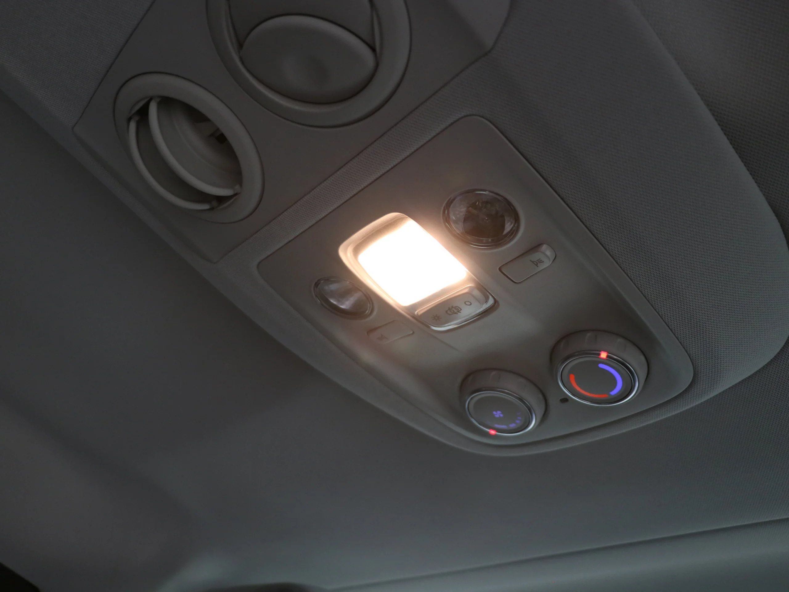 Fiat Scudo Combi 2.2 BlueHDi XL AT8 132 kW (180 CV) - Foto 13