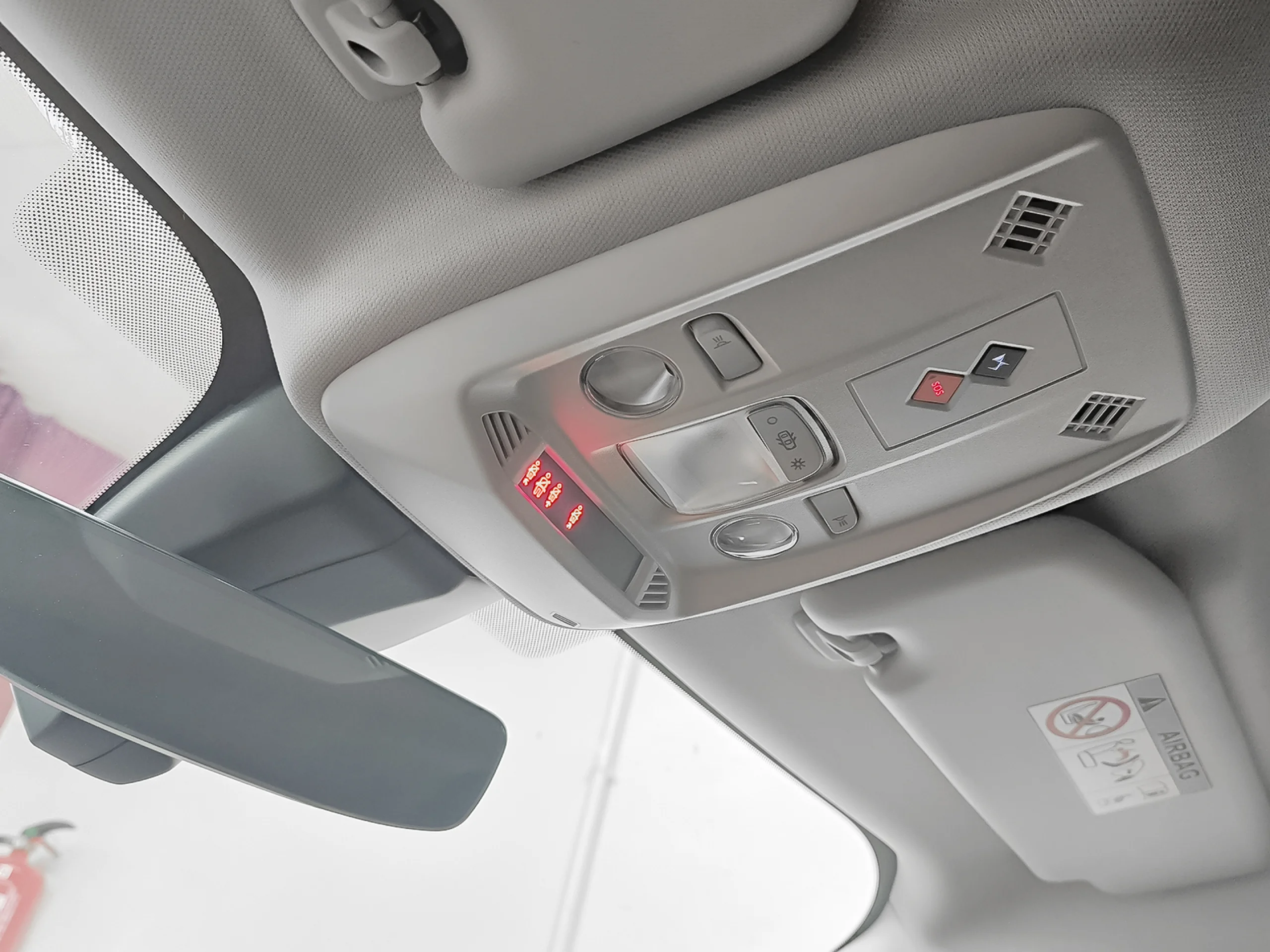 DS DS3 E-Tense Performance Line+ 115 kW (156 CV) - Foto 20