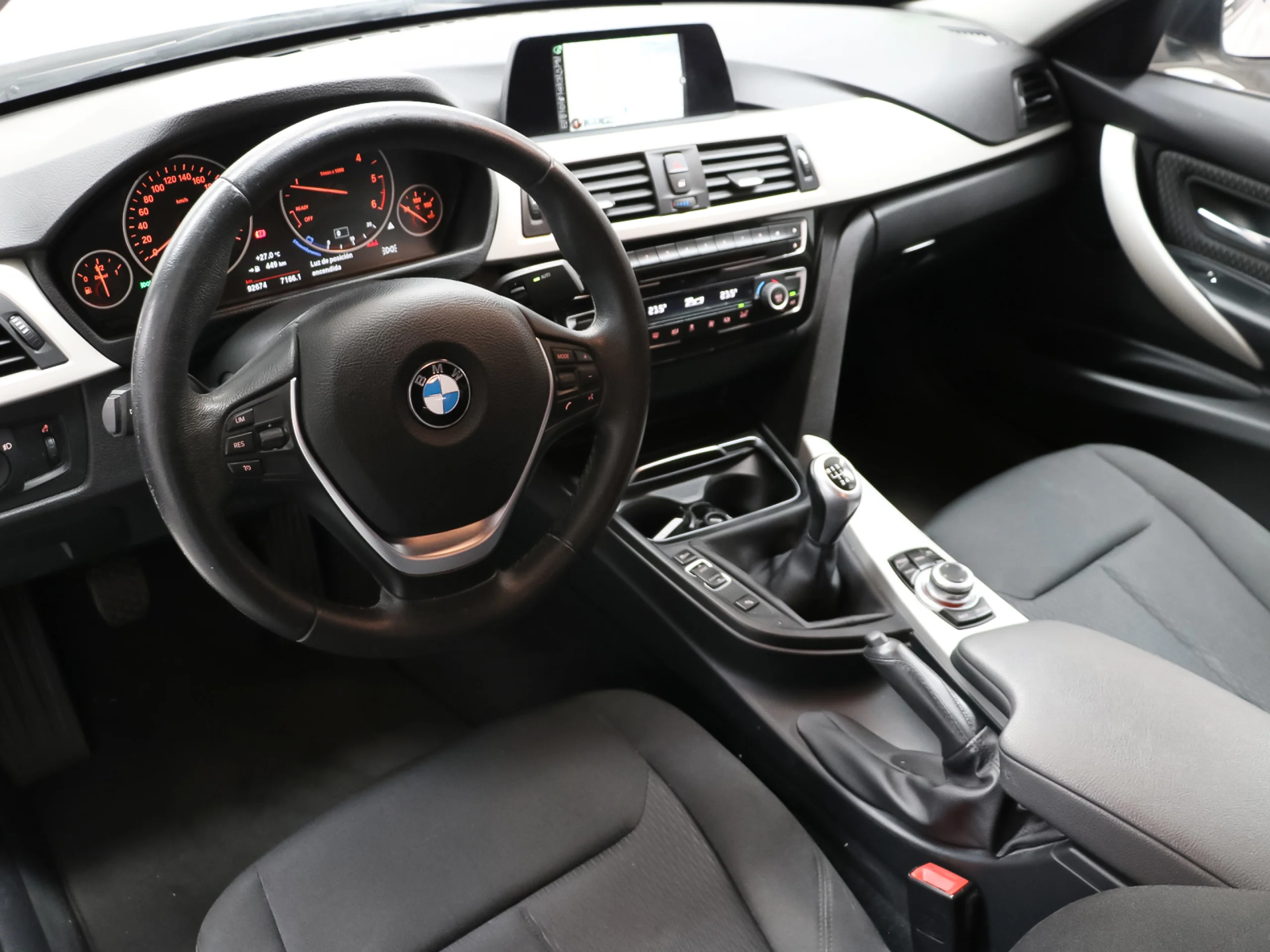 BMW Serie 3 318d 110 kW (150 CV) - Foto 3