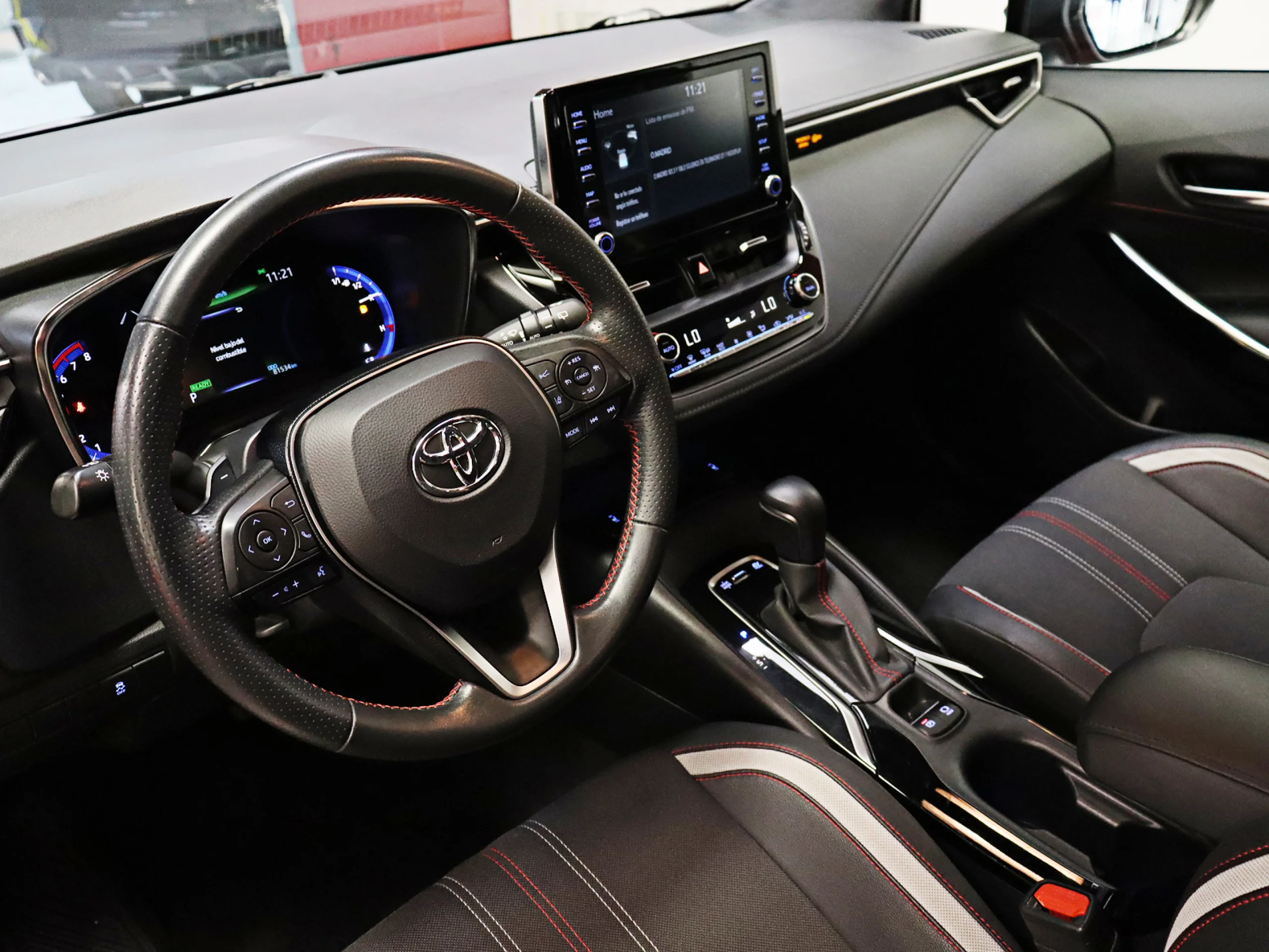 Toyota Corolla 180H GR-SPORT E-CVT 132 kW (180 CV) - Foto 3