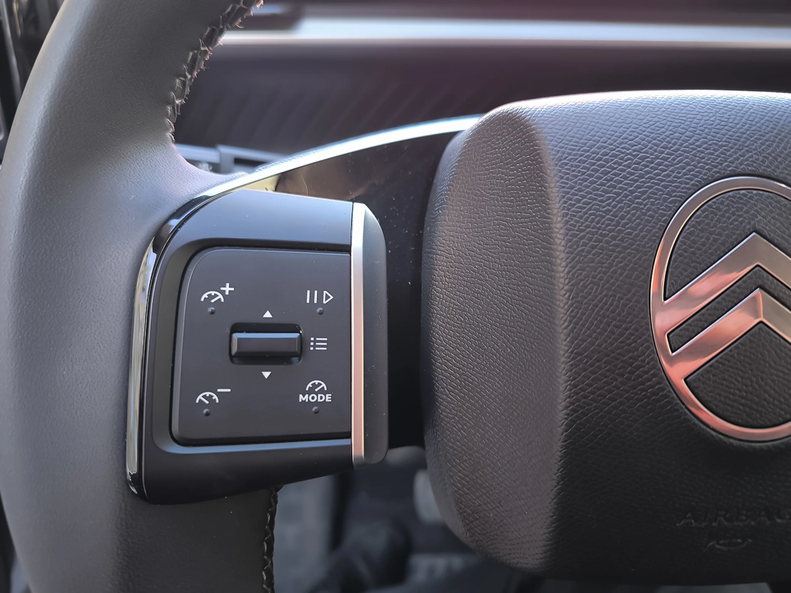 Citroen ë-C3 Eléctrico Max 83 kW (113 CV) - Foto 7