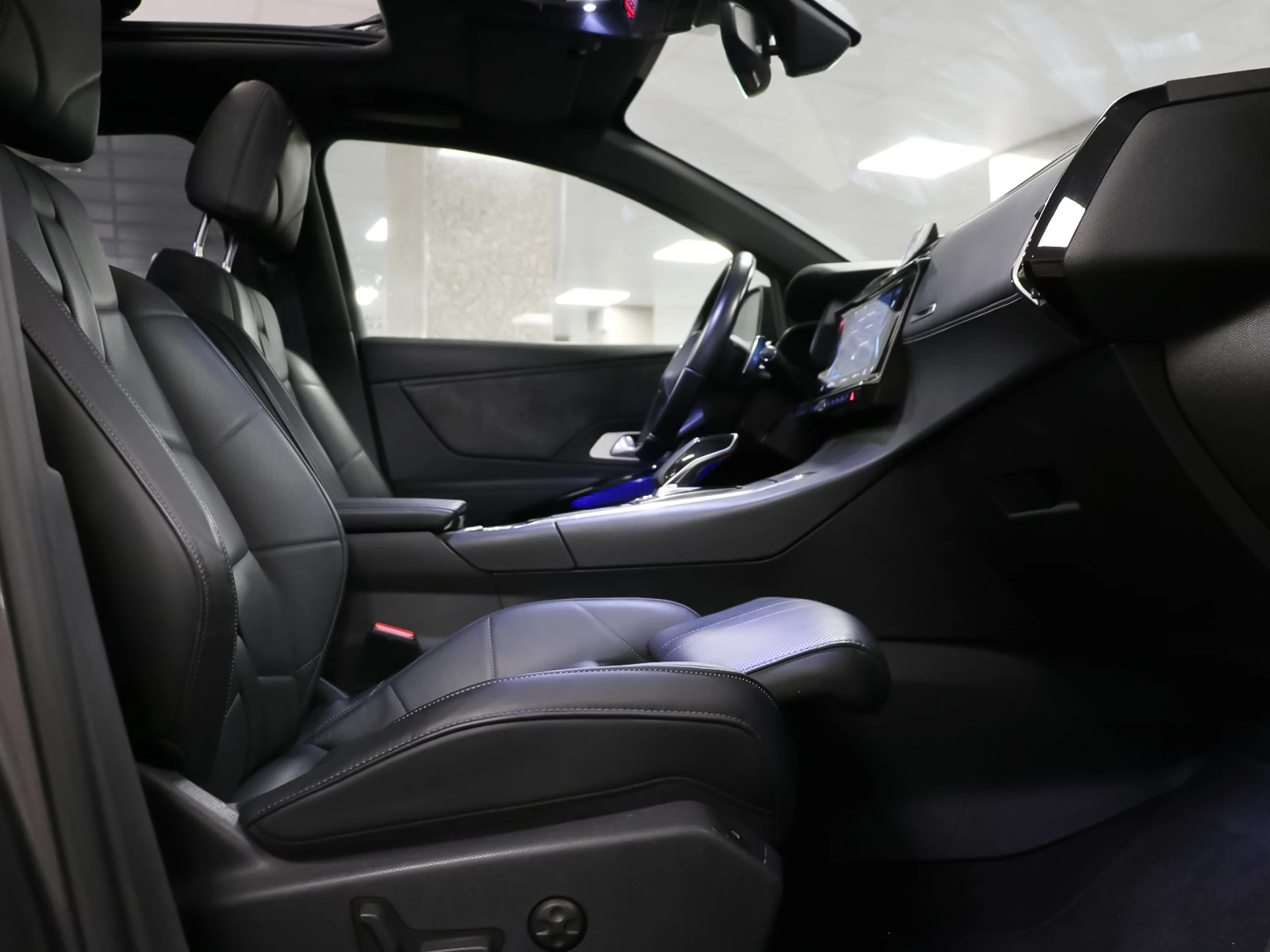 DS DS7 Crossback E-Tense 300 Louvre 4WD Auto 221 kW (300 CV) - Foto 5