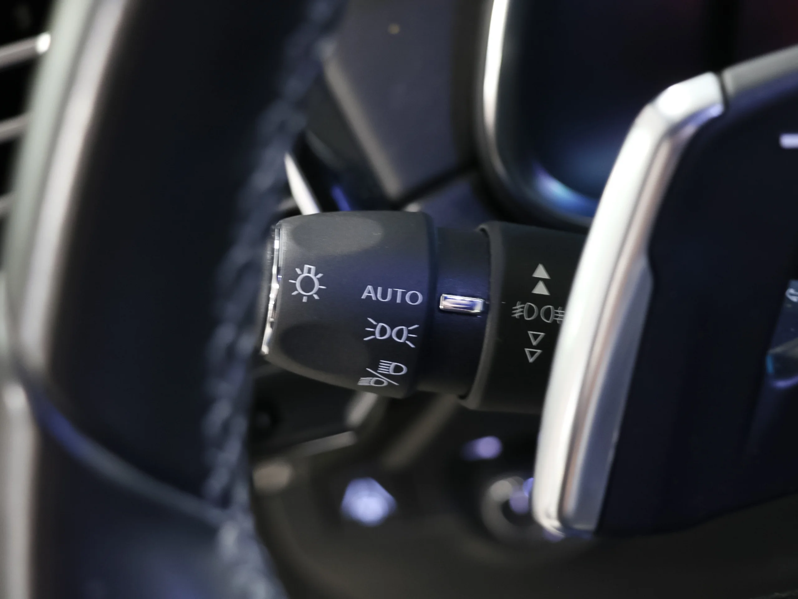 DS DS7 Crossback E-Tense 300 Louvre 4WD Auto 221 kW (300 CV) - Foto 29