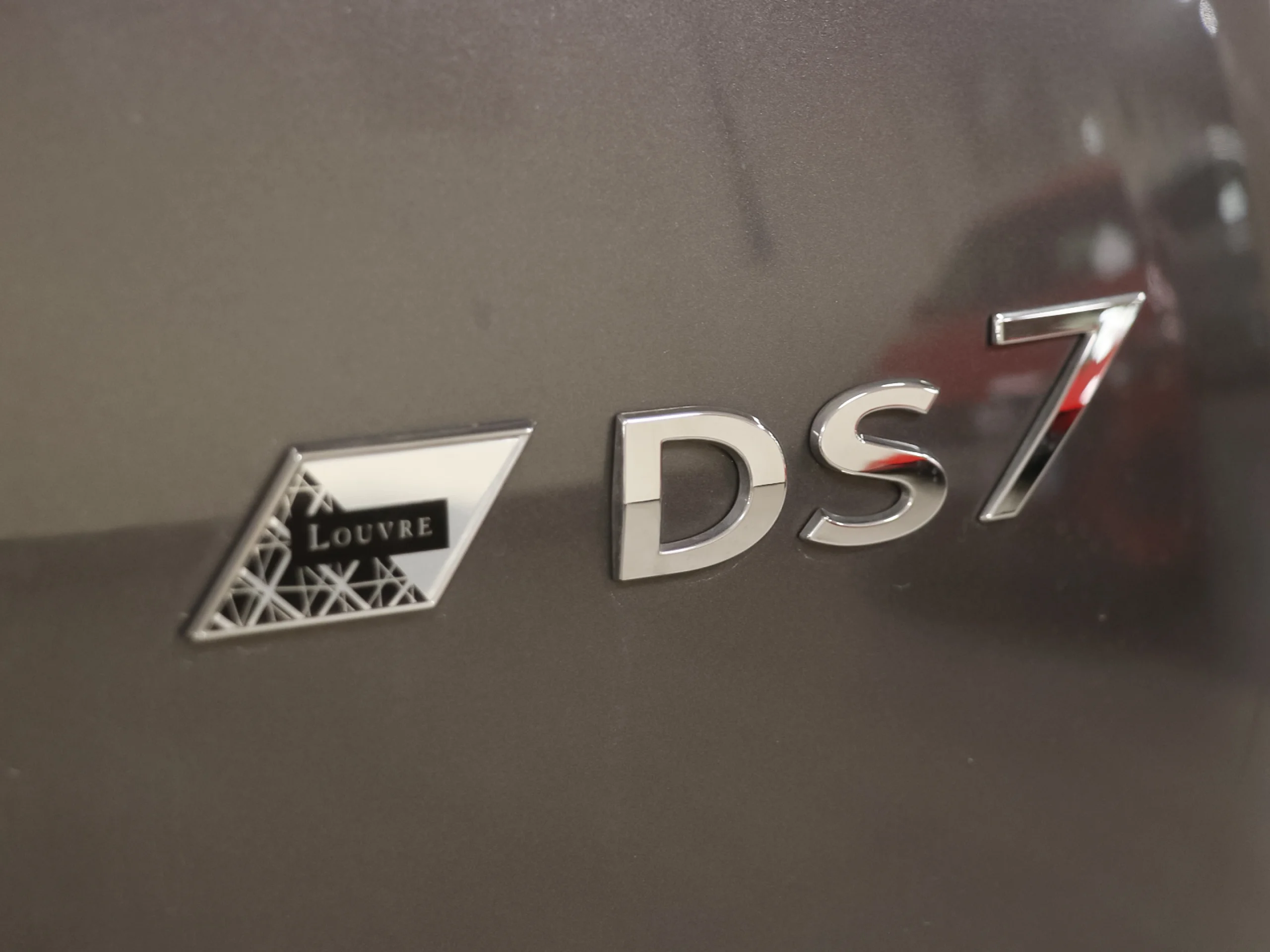 DS DS7 Crossback E-Tense 300 Louvre 4WD Auto 221 kW (300 CV) - Foto 36
