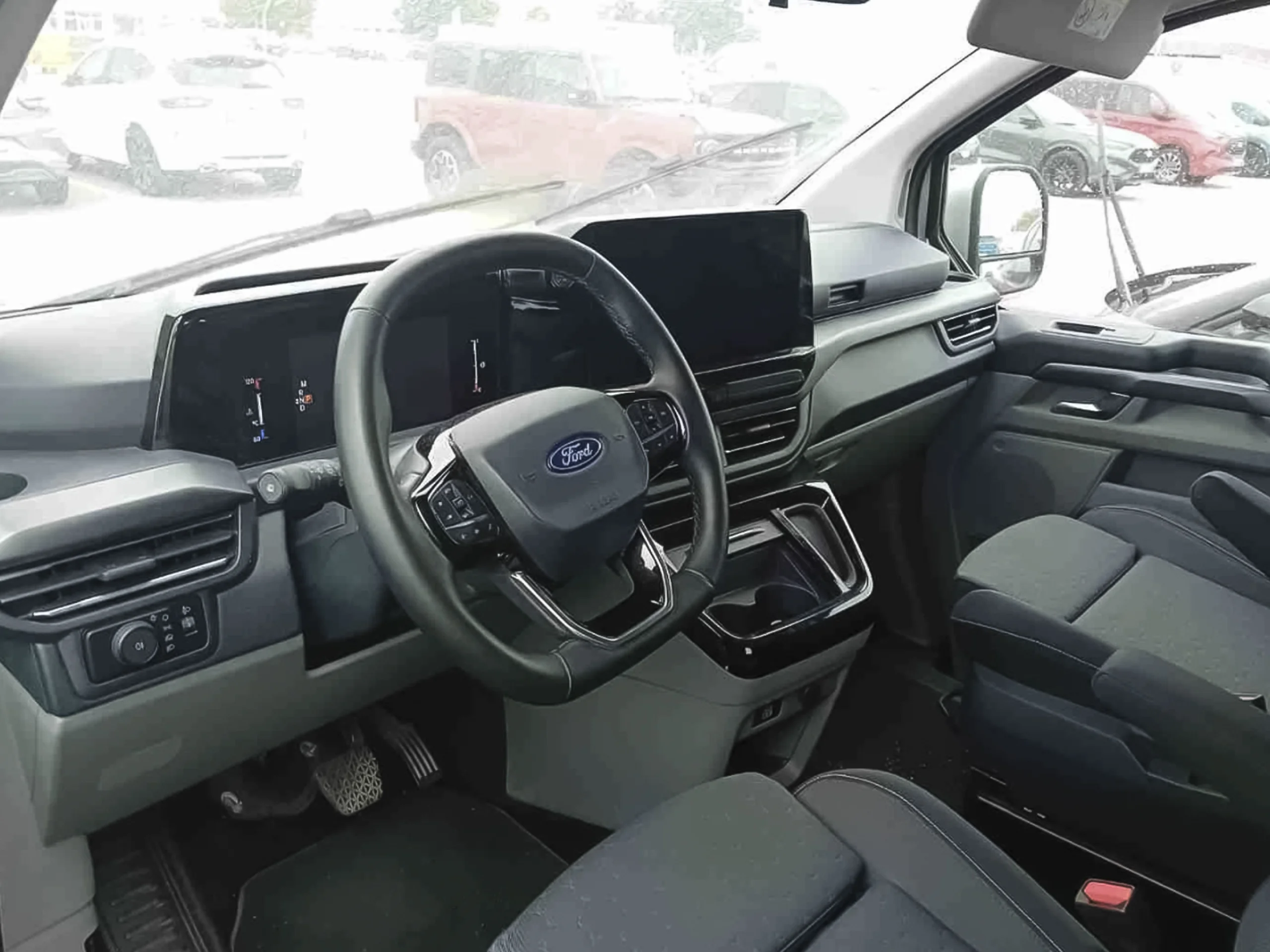 Ford Tourneo Custom 2.0 Ecoblue L1 Titanium Auto 125 kW (170 CV) - Foto 2