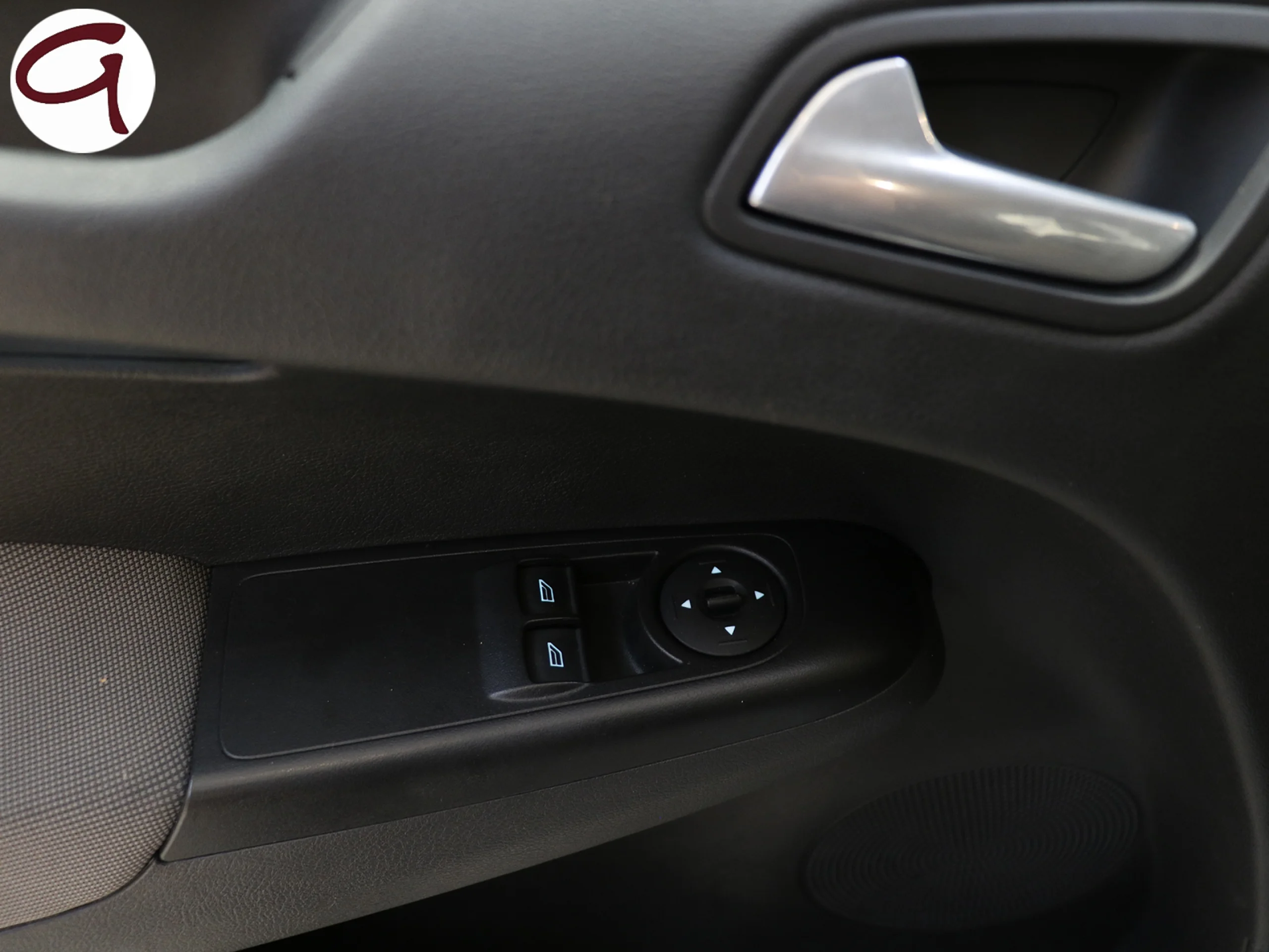 Ford Transit Courier Kombi 1.5 TDCi Trend 56 kW (75 CV) - Foto 14