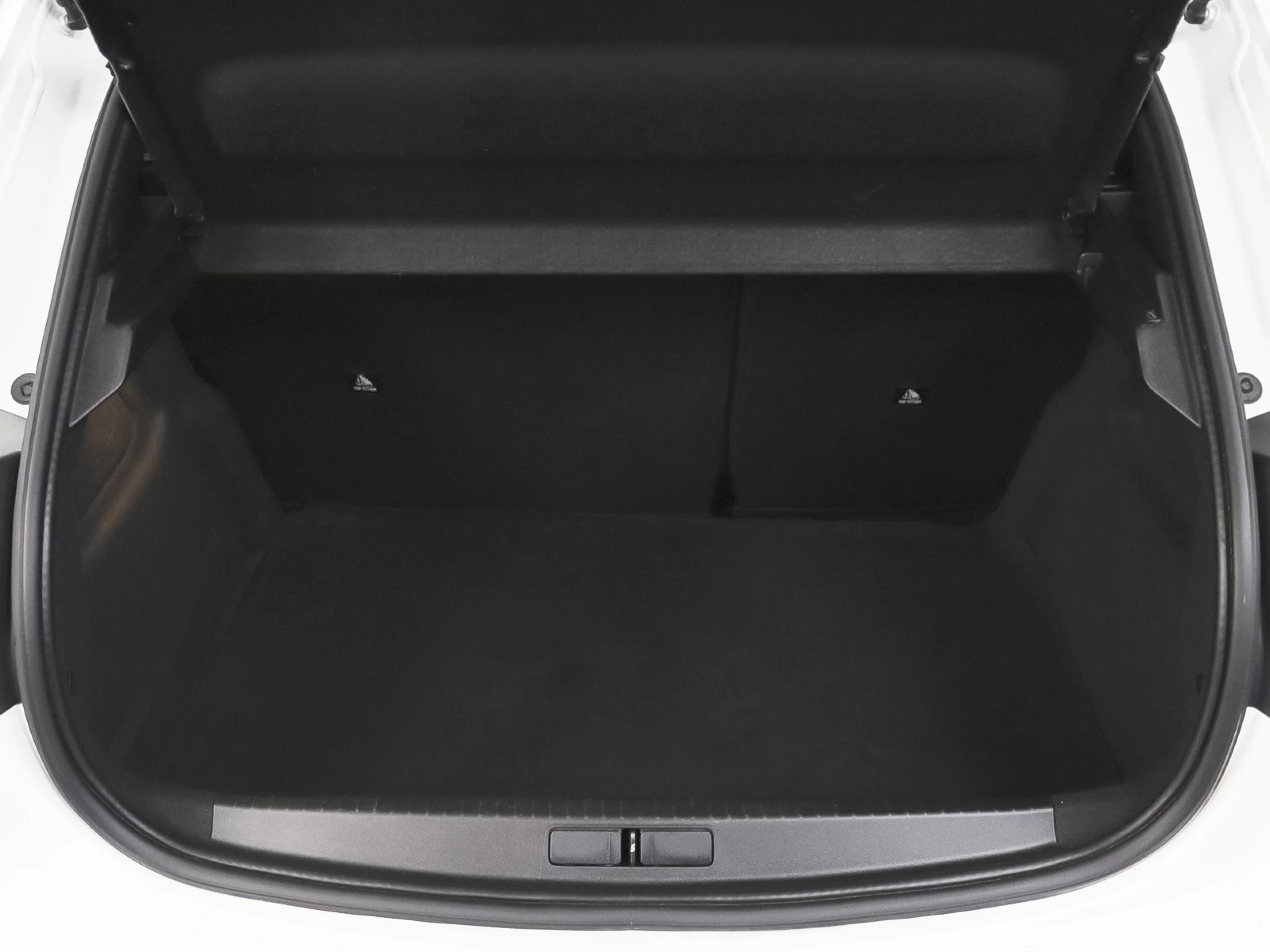 Peugeot E-208 Eléctrico Allure Pack 100 kW (136 CV) - Foto 34