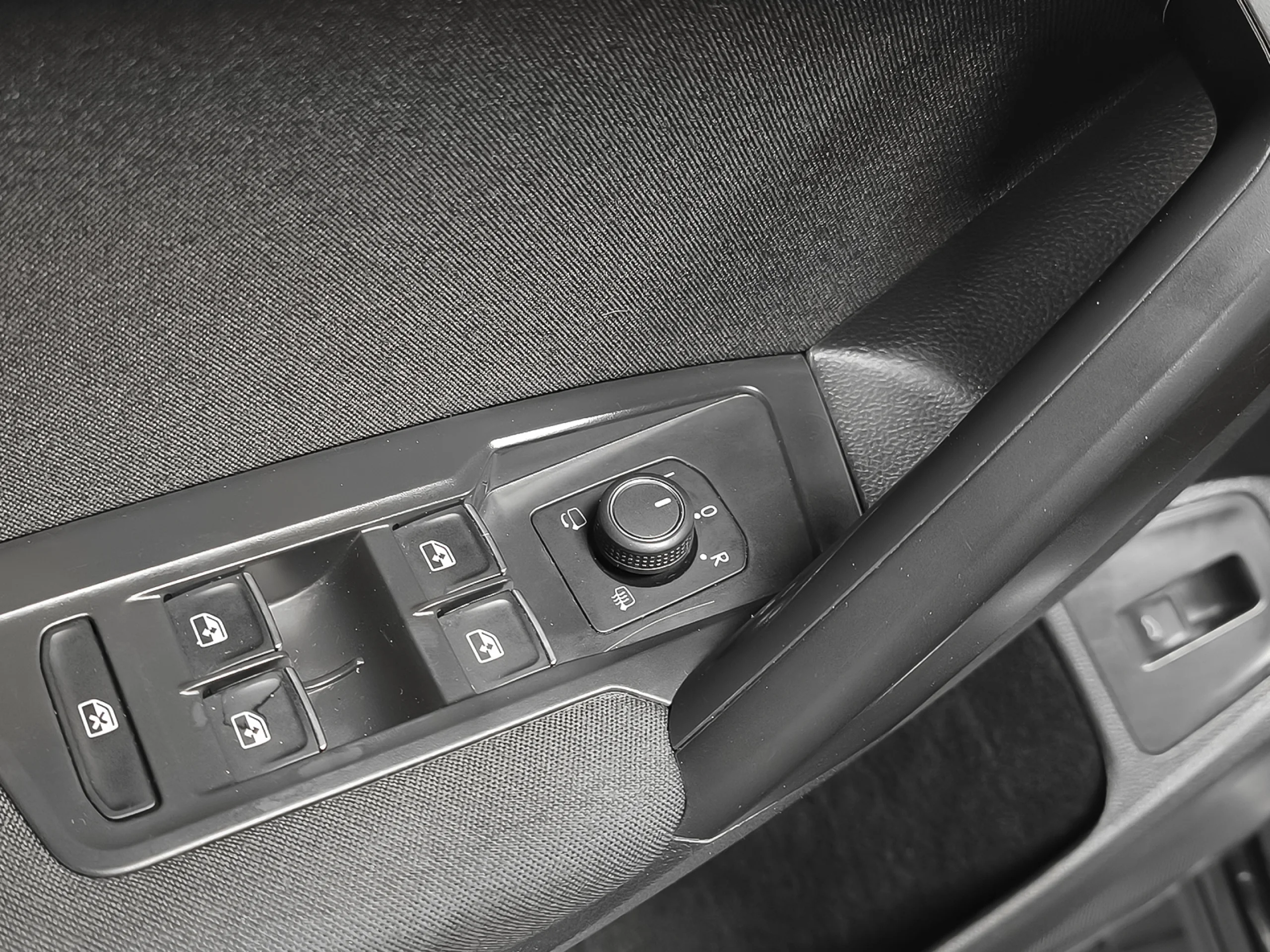 Volkswagen Tiguan Allspace Life 2.0 TDI 110 kW (150 CV) DSG - Foto 8