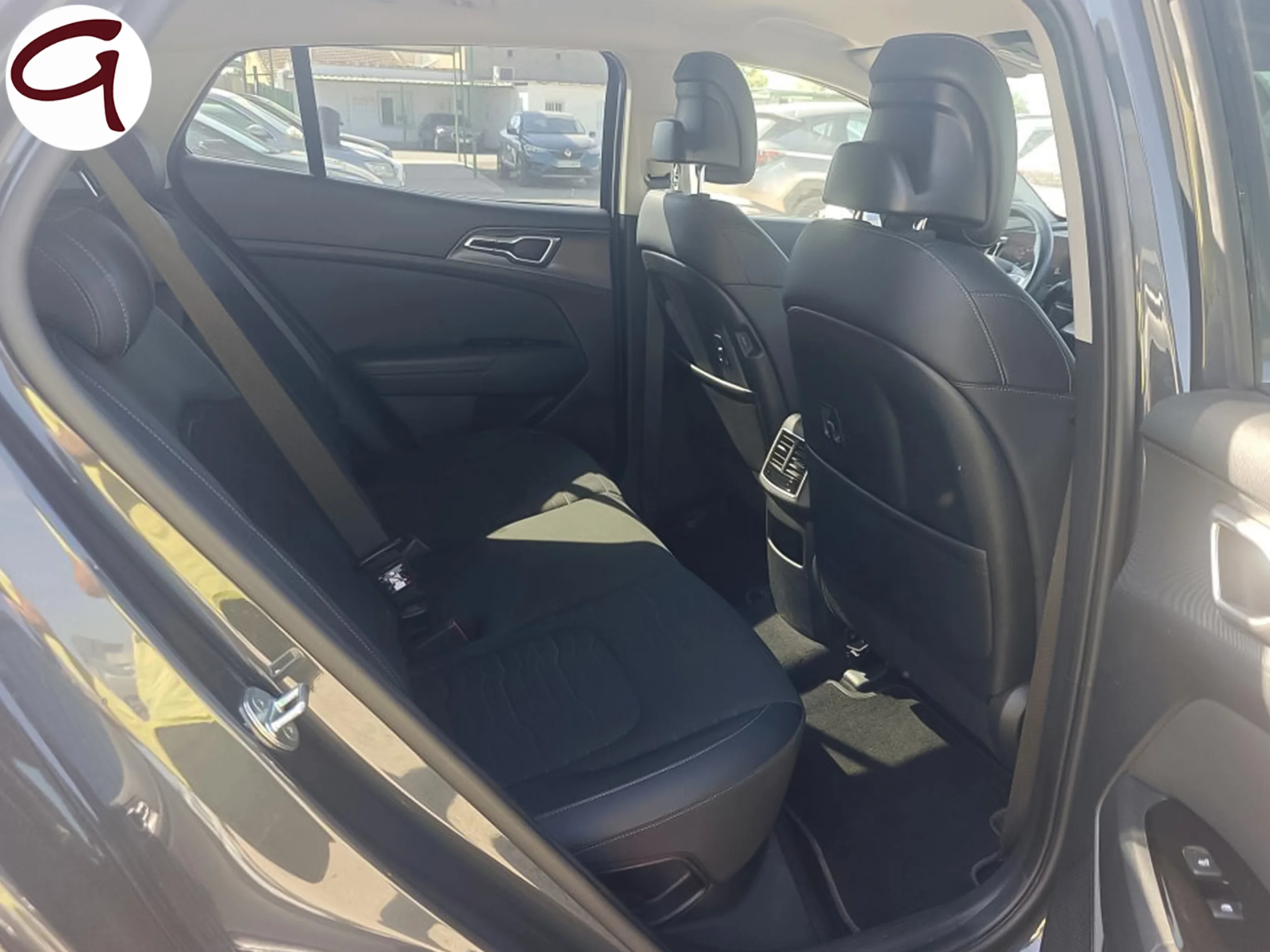 Kia Sportage 1.6 T-GDi PHEV Tech 4x4 195 kW (265 CV) - Foto 5