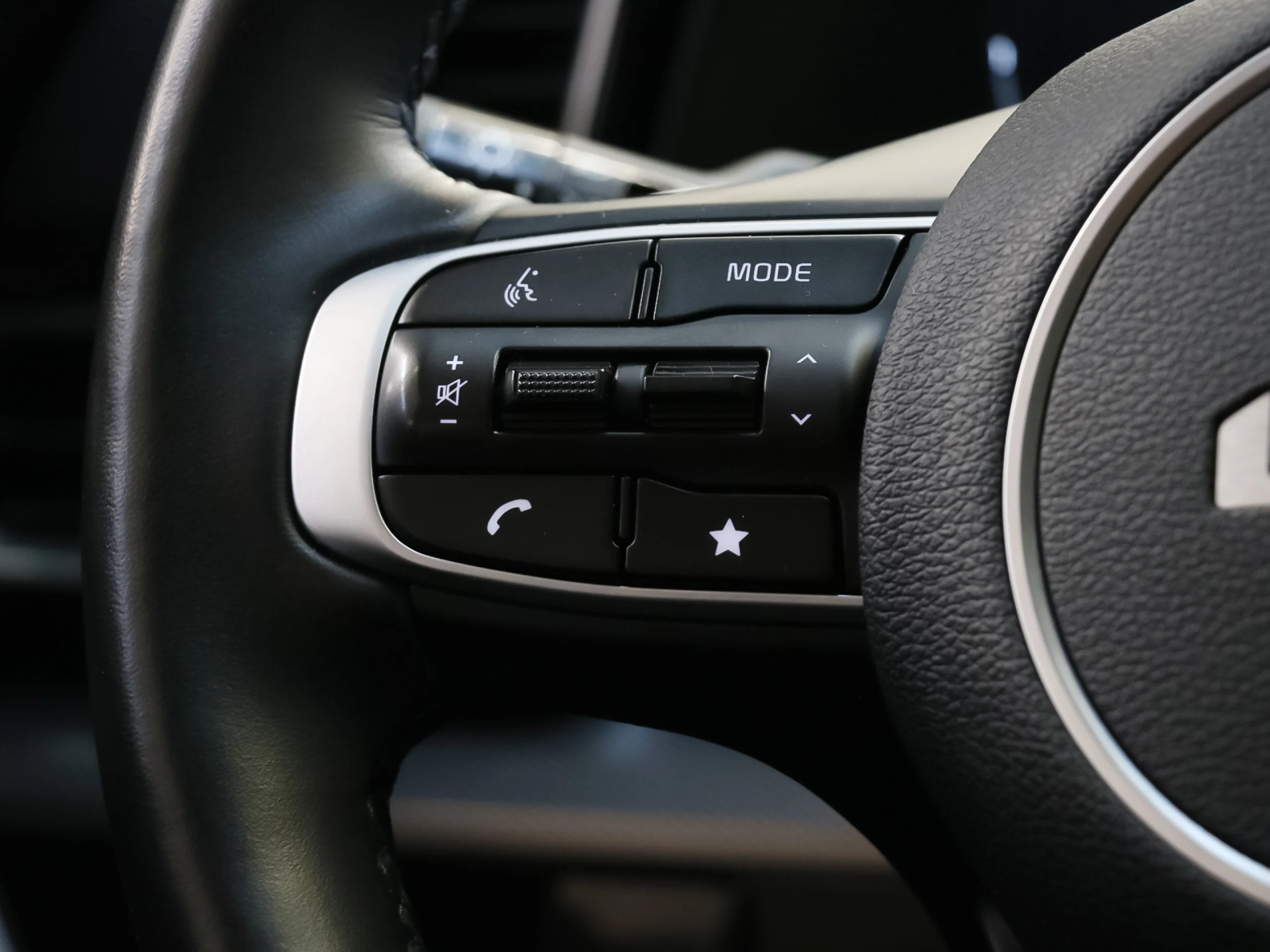 Kia Sportage 1.6 T-GDi PHEV Tech 4x4 195 kW (265 CV) - Foto 26