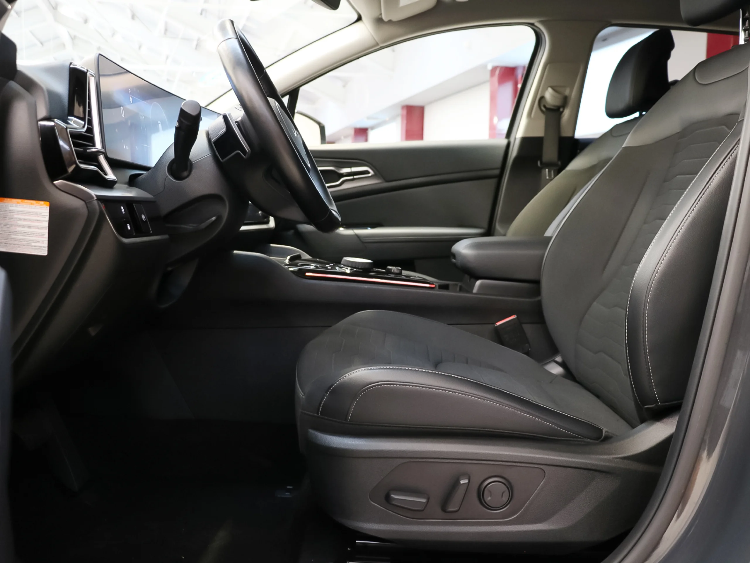 Kia Sportage 1.6 T-GDi PHEV Tech 4x4 195 kW (265 CV) - Foto 8
