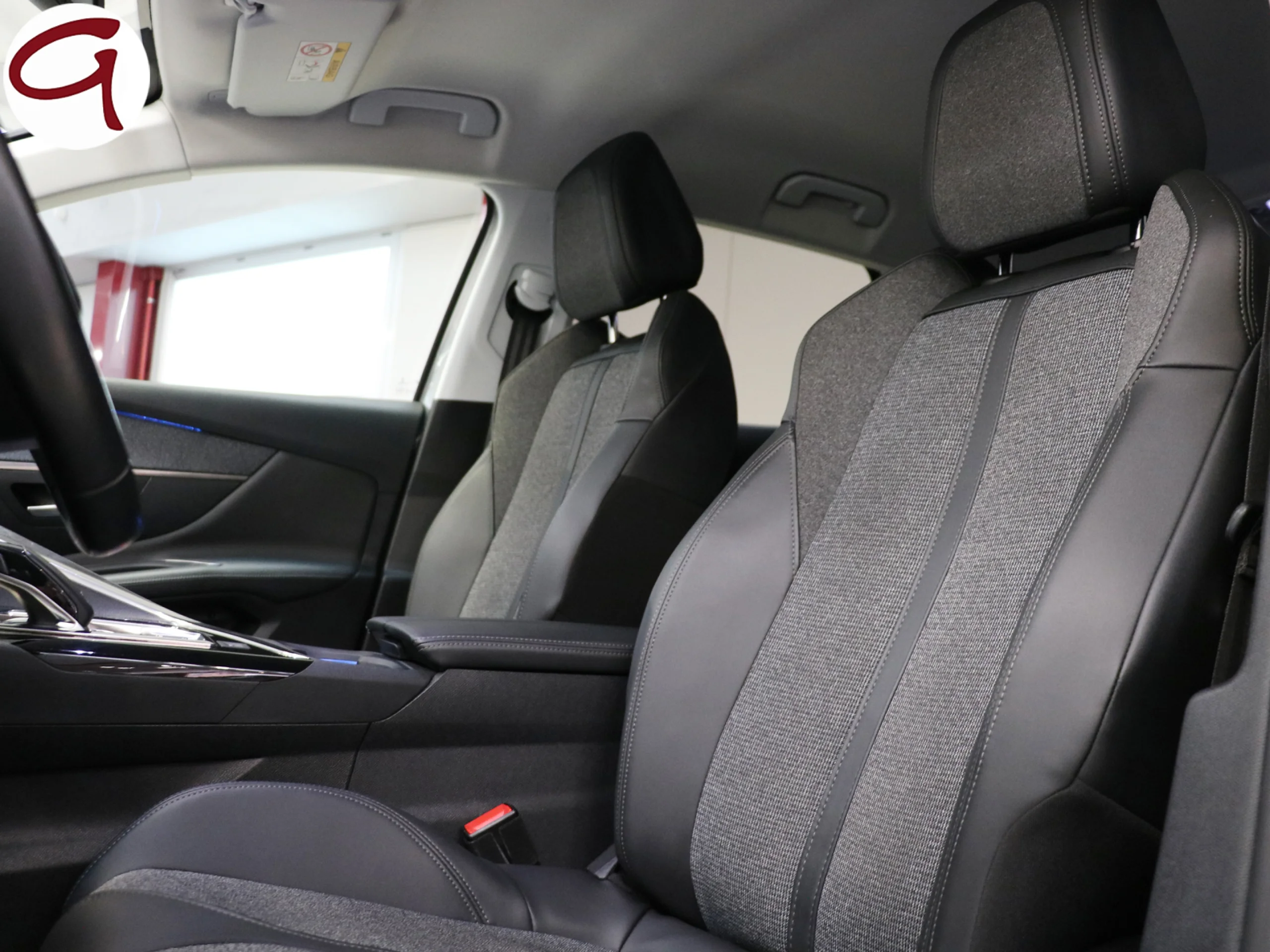 Peugeot 3008 BlueHDI 130 S&S Allure EAT8 96 kW (130 CV) - Foto 6