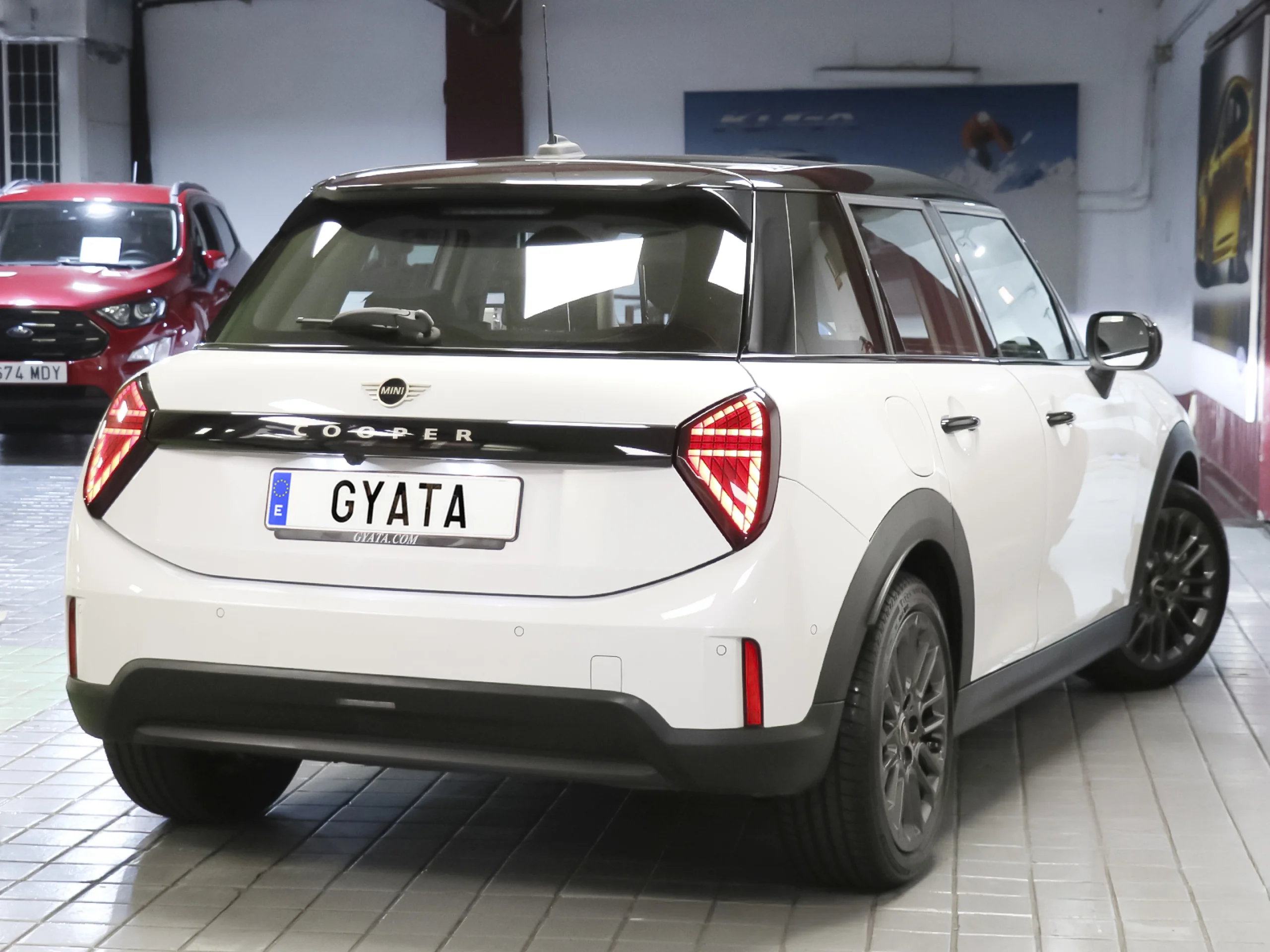 MINI 5 Puertas Cooper C 115 kW (156 CV) - Foto 3