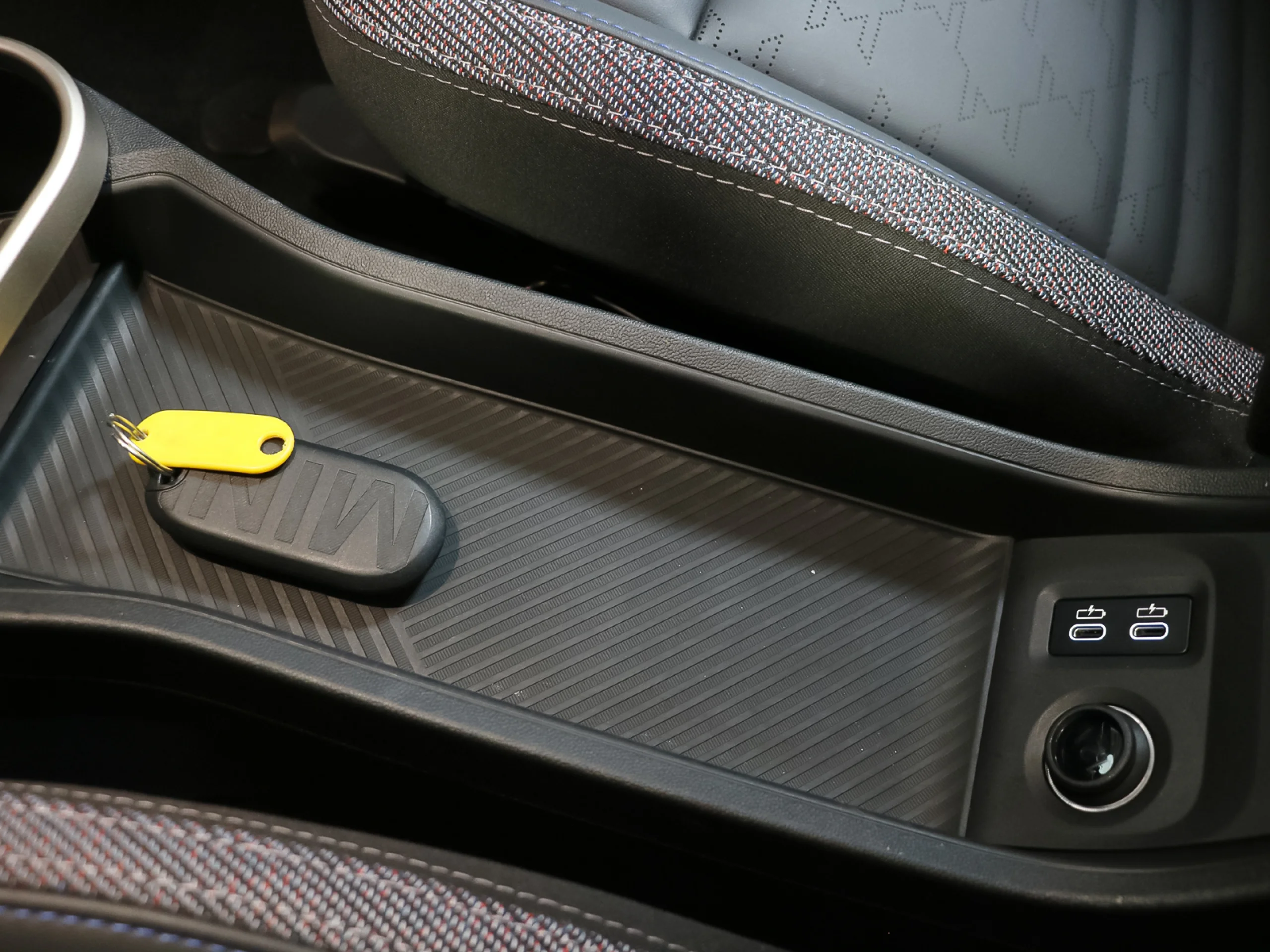 MINI 5 Puertas Cooper C 115 kW (156 CV) - Foto 40