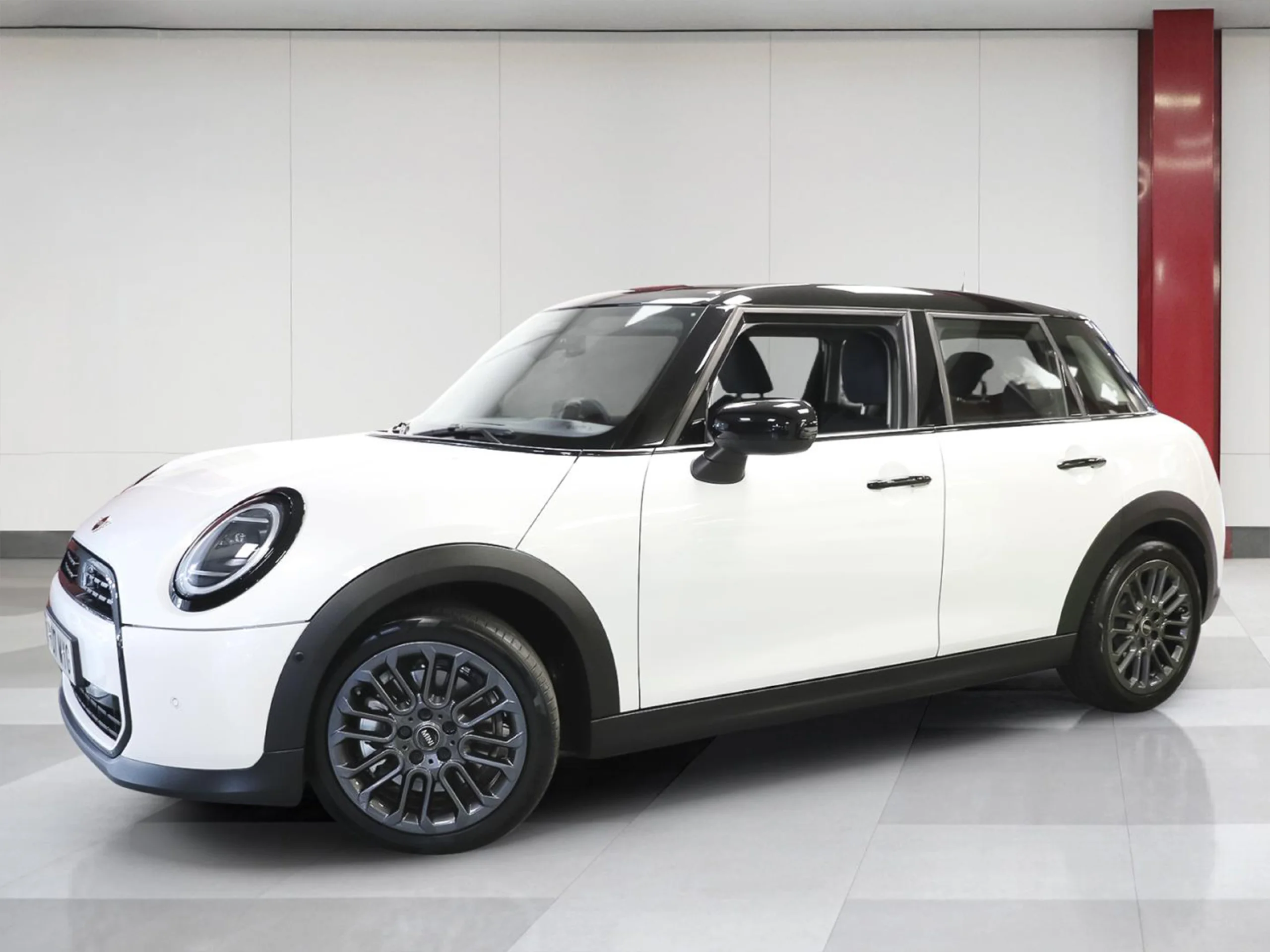 MINI Cooper 5 Puertas C 115 kW (156 CV) - Foto 2